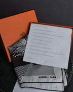 "HERMES" Silk fantaisie a cheval carré scarf 70