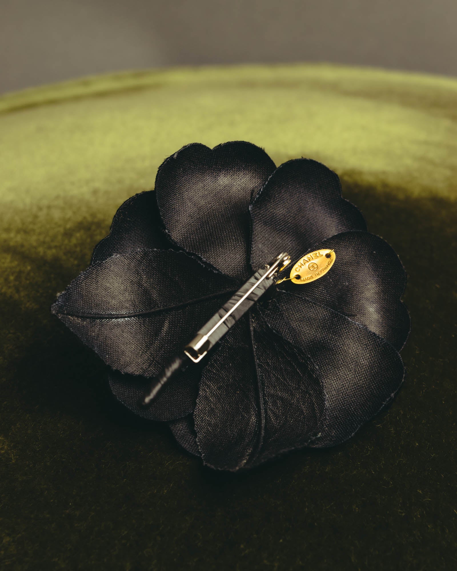 "CHANEL" 80's-early 90's Sculptural camellia brooch