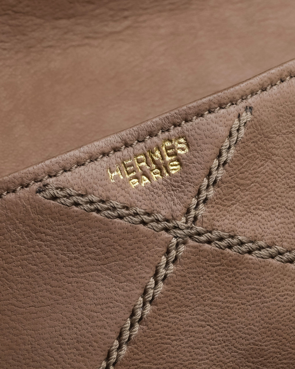 "HERMES" 70's Diamond stitched envelope leather bag