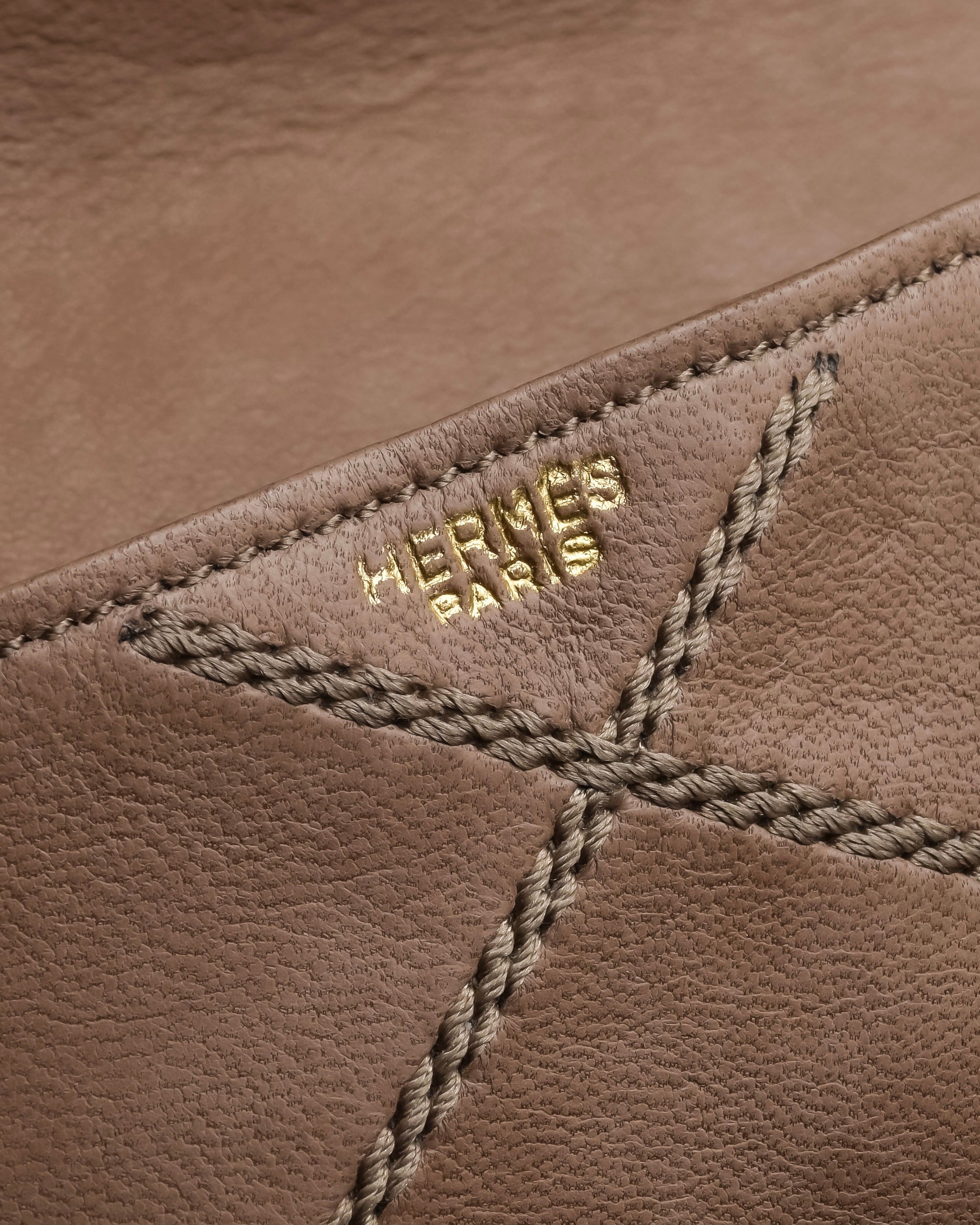 "HERMES" 70's Diamond stitched envelope leather bag