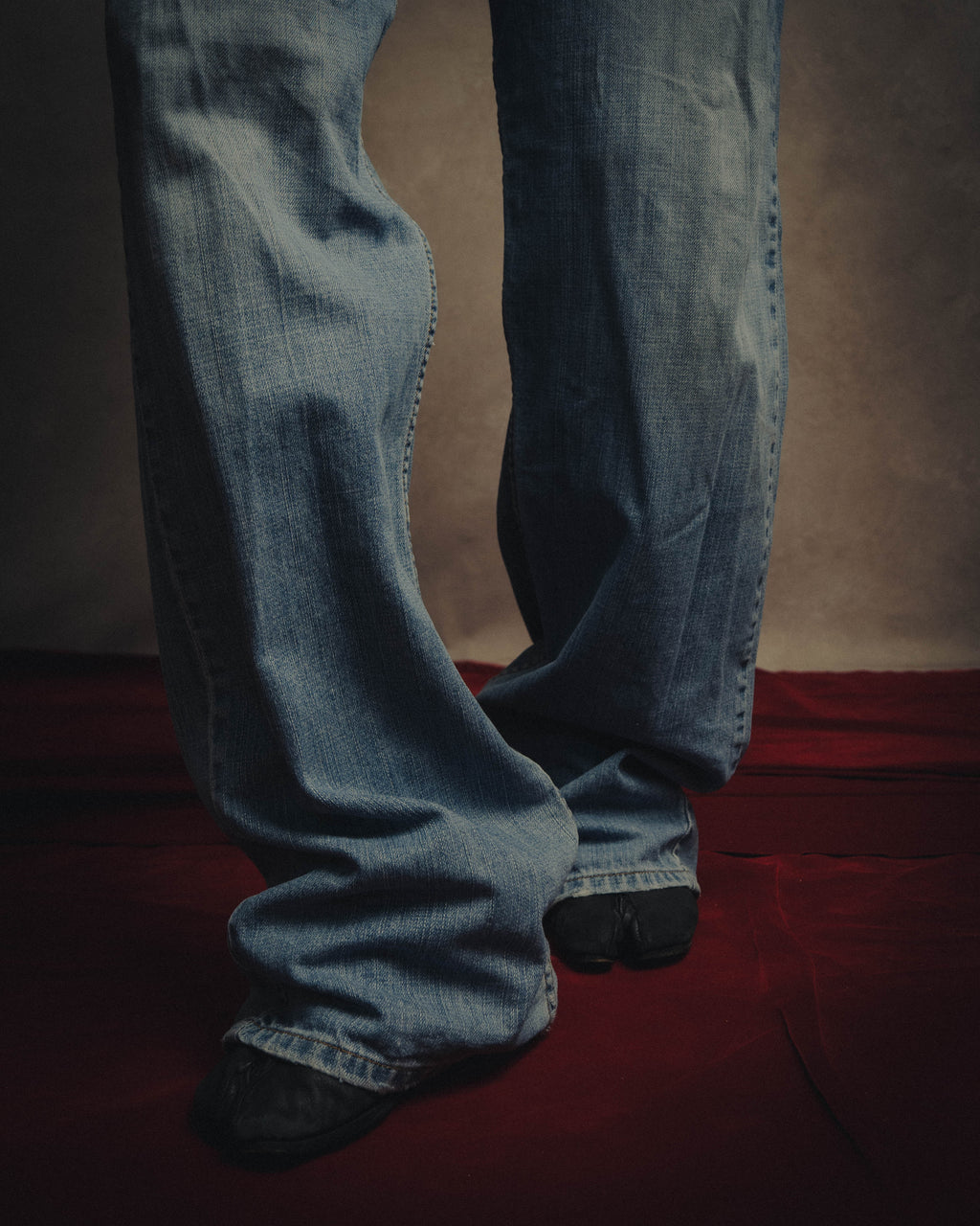 -MOOD MILLÉSIMES- 00’s softly faded loose straight denim pants 569 by “Levi’s”