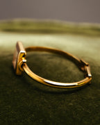 -SPECIAL- “GUCCI” 90’s-00’s 1900L gold tone bangle watch
