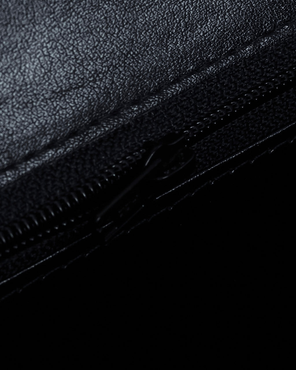 "JUNKO KOSHINO" Geometric motif design 2-way leather shoulder bag