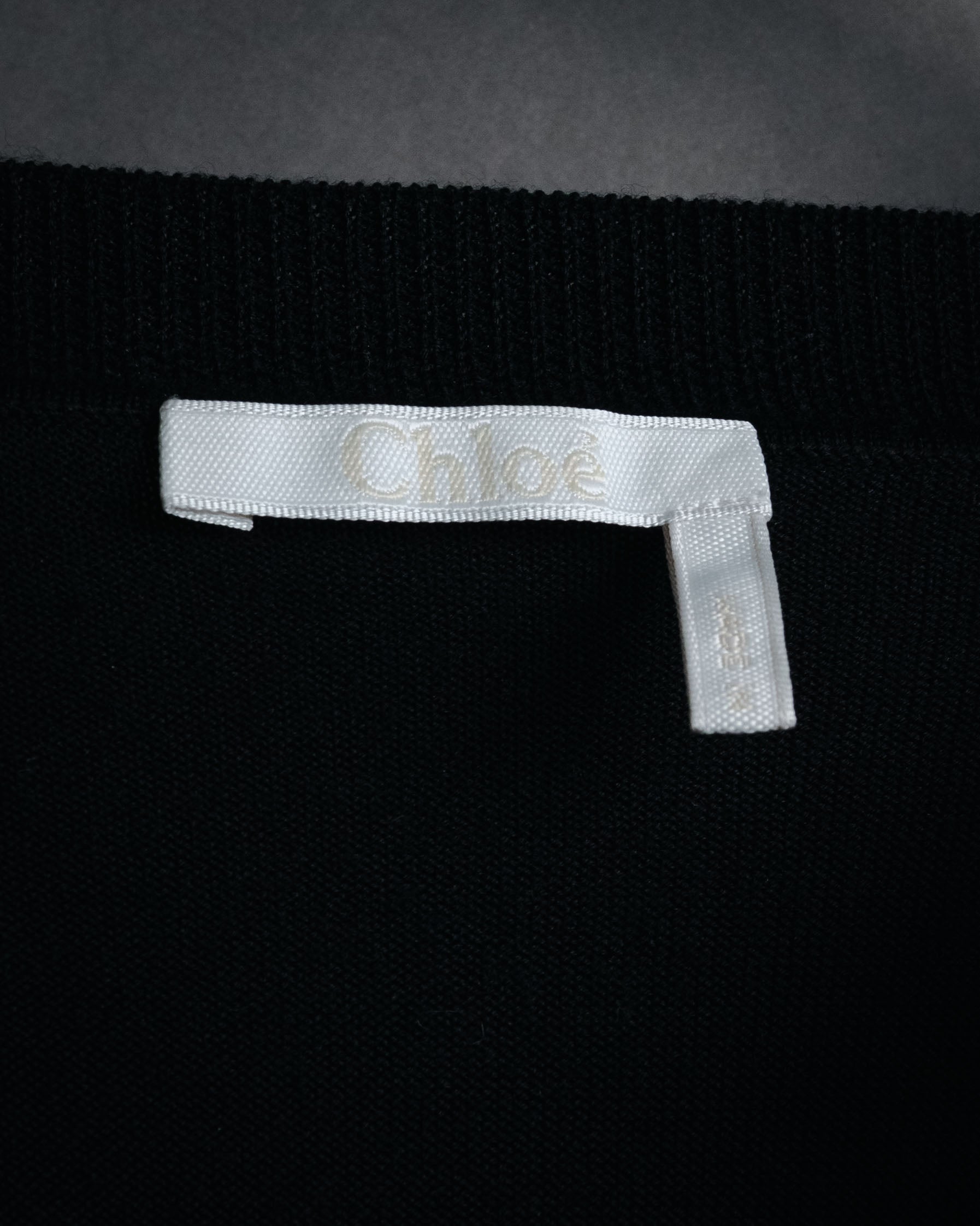 "Chloe" 2020 Lace-trimmed v-neck knit top