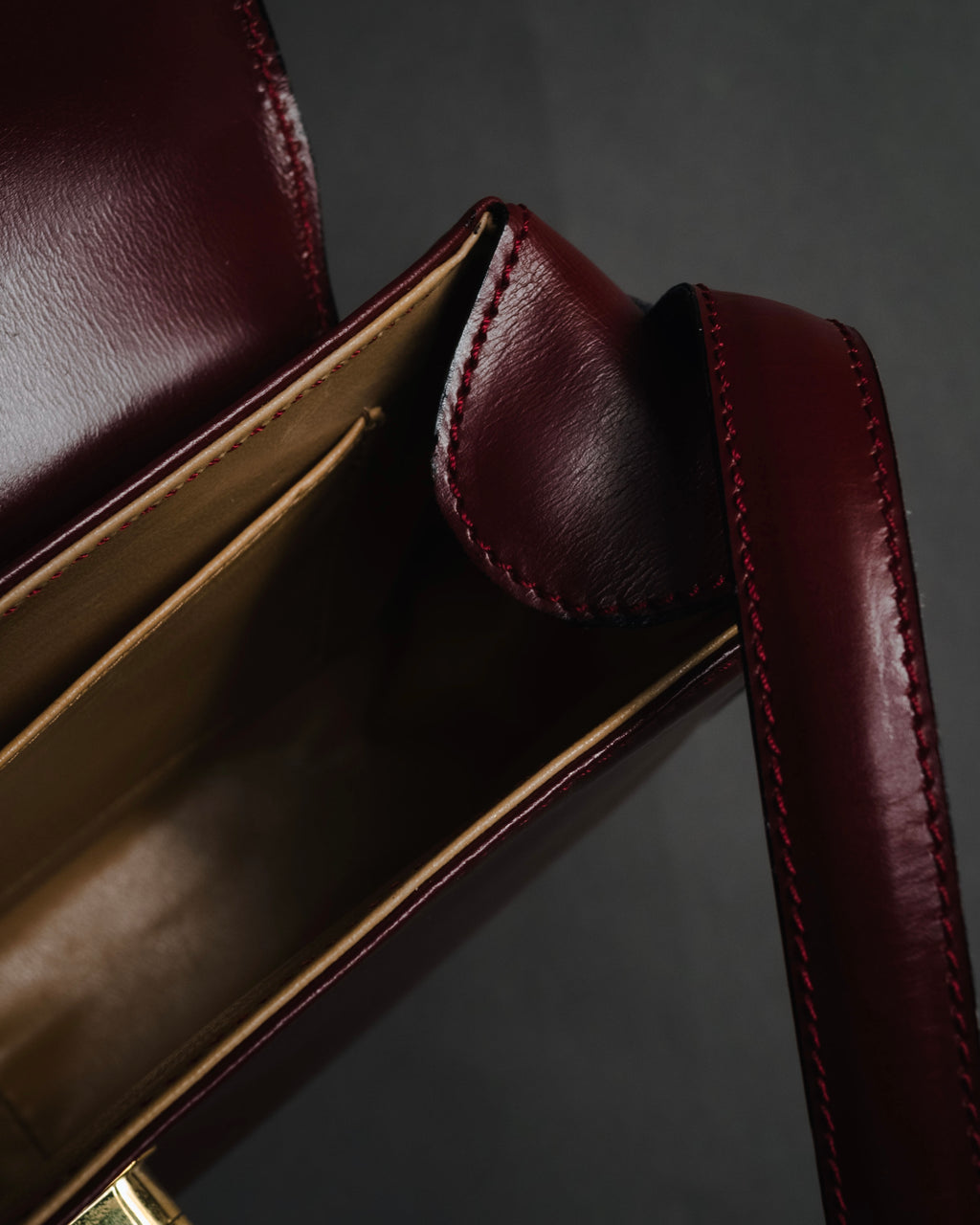 "CELINE" 2019-22 Heritage turn-lock box calf shoulder bag