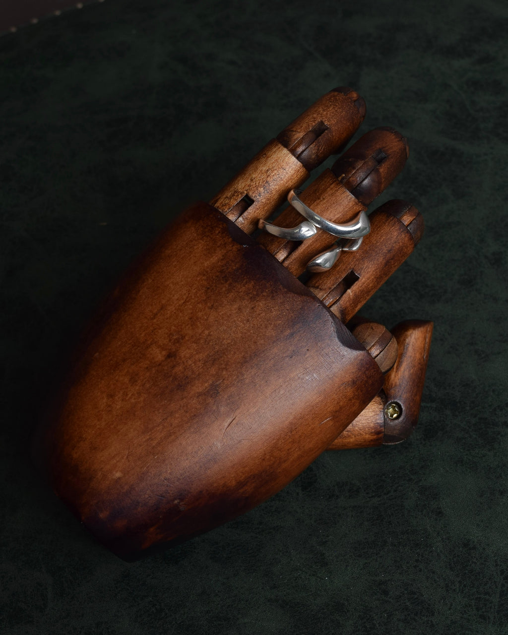 "CHANEL" Curved frame double combination silver earrings