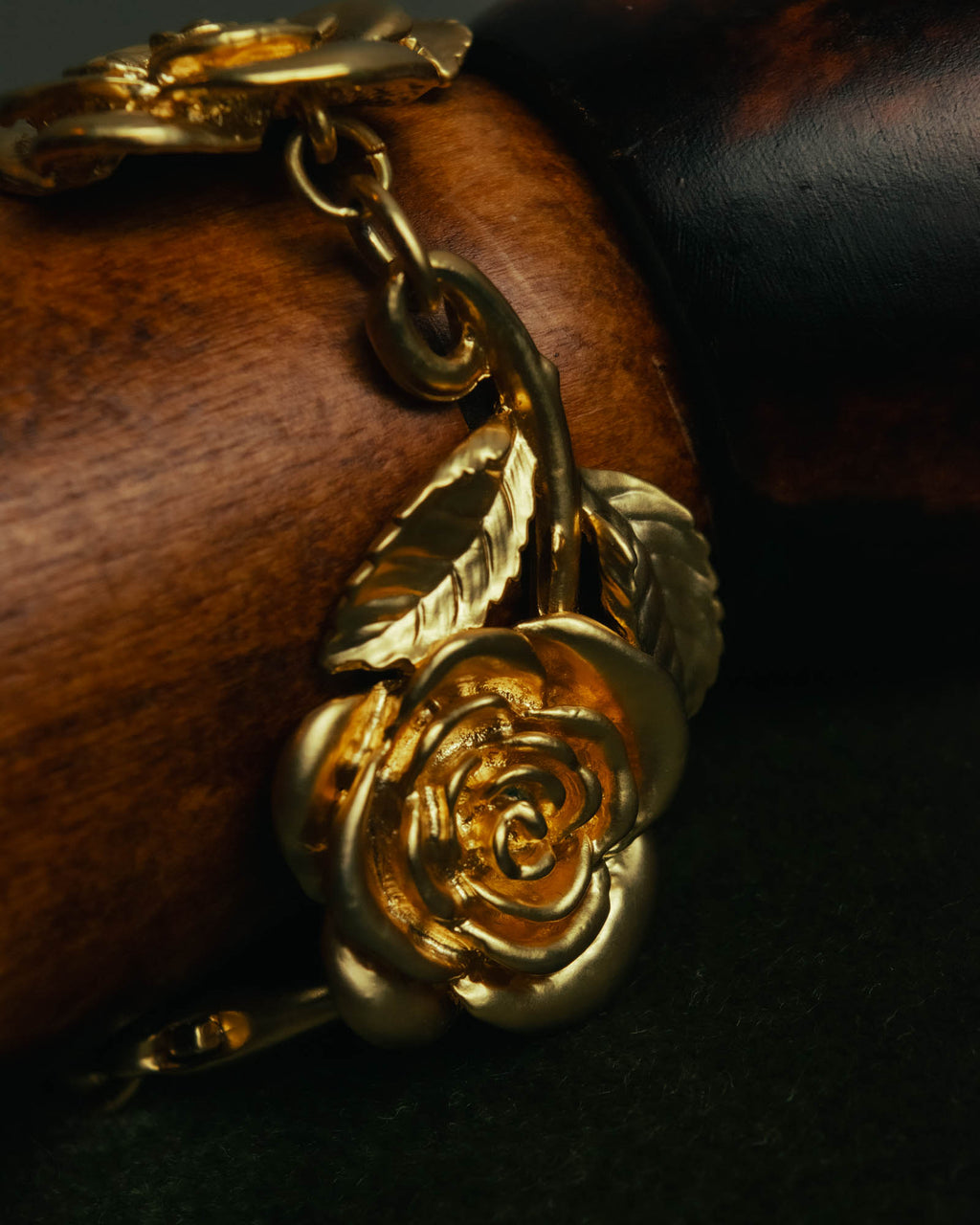 “KENZO” 90’s-00’s sculptural rose motif bracelet