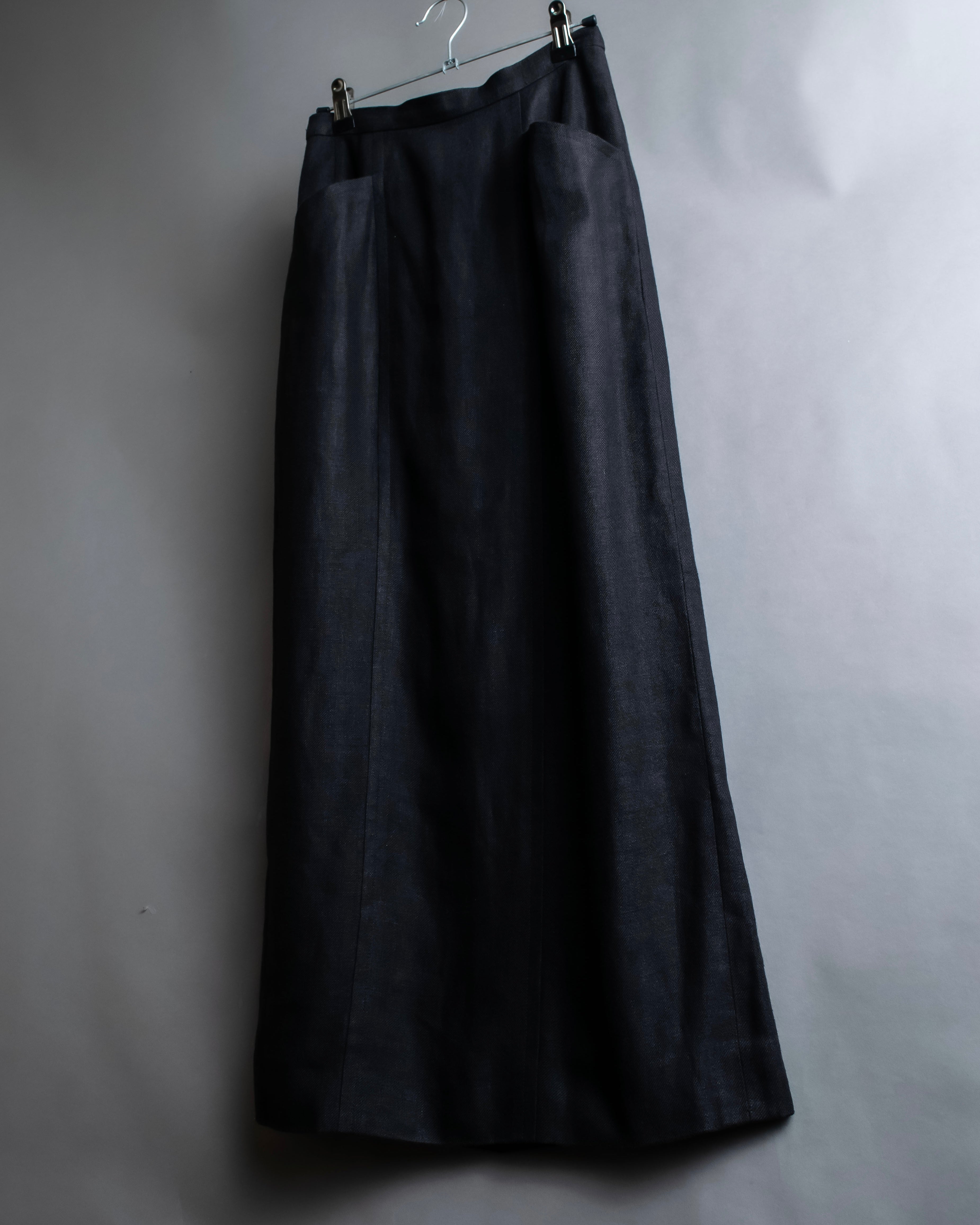 "CHANEL" Back button design flared maxi skirt