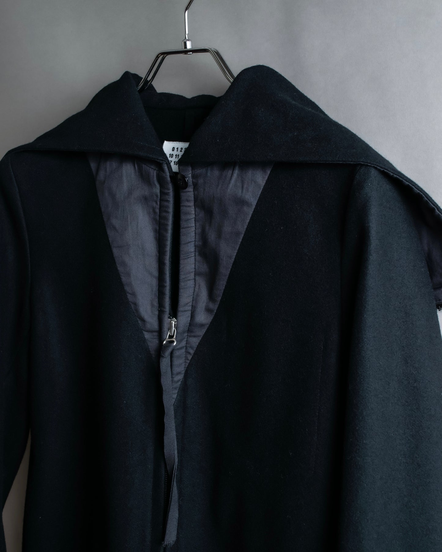 "MM6 MAISON MARGIELA" Wool blend zip up cape collar jacket