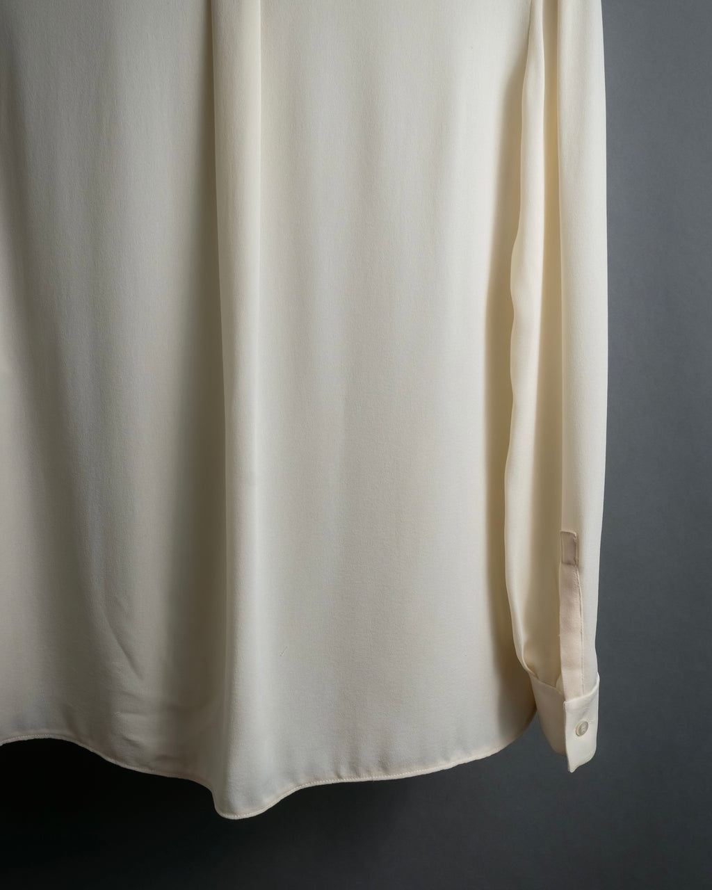 "VALENTINO" Gathered detail ribbon bow tie pullover