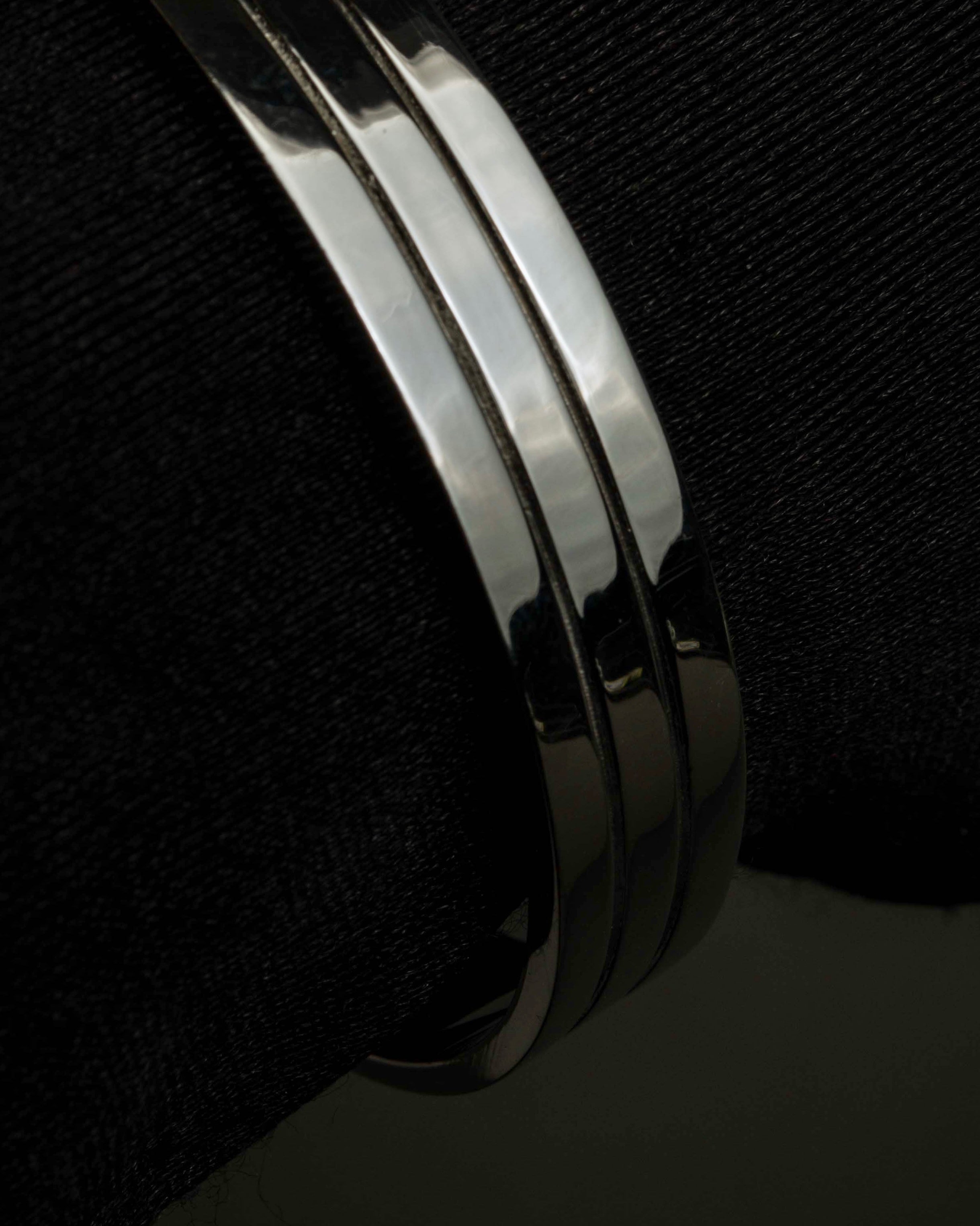 "DIOR HOMME" Logo engraved silver bangle