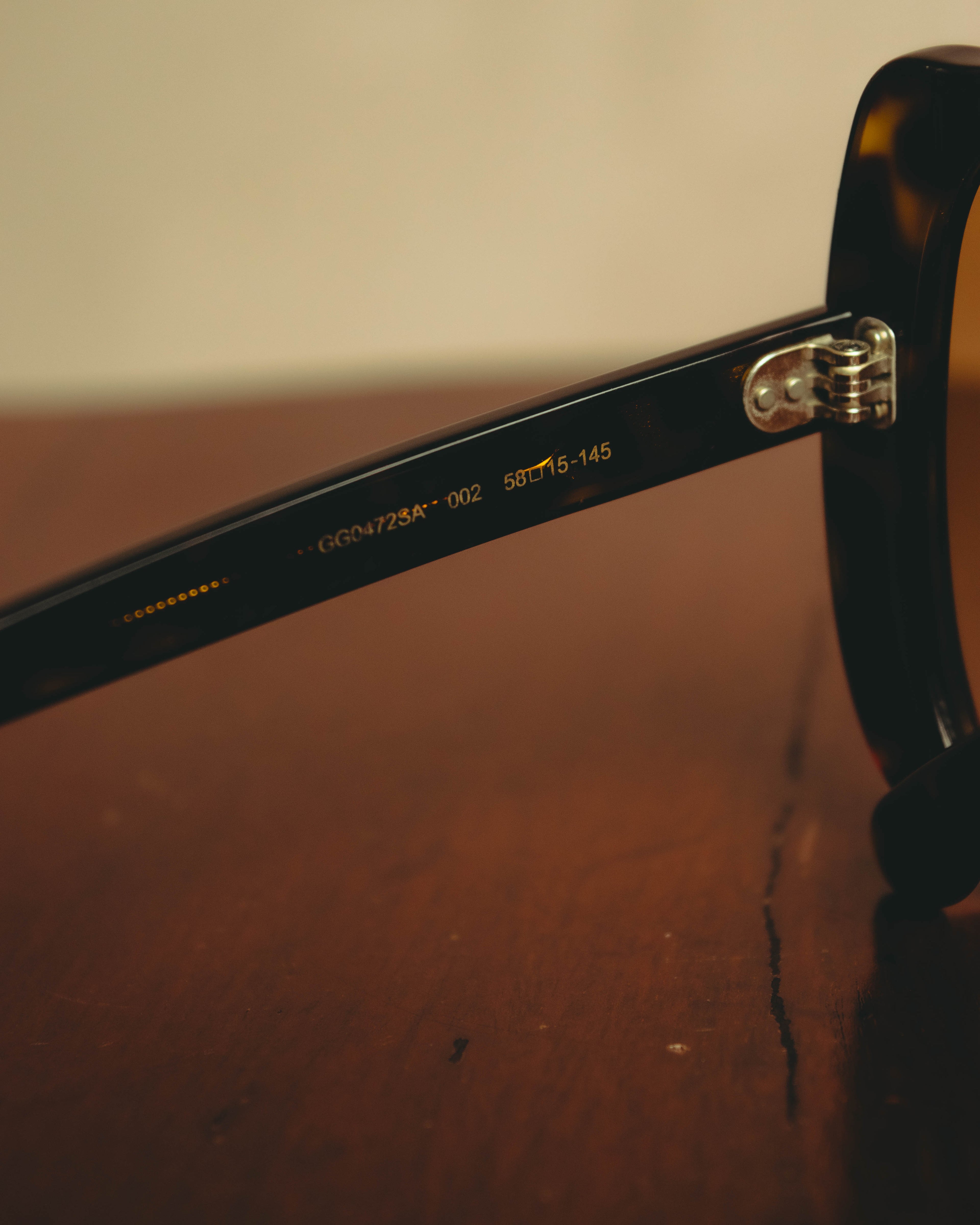 –SPECIAL– "GUCCI" 10's Retro oversized butterfly sunglasses