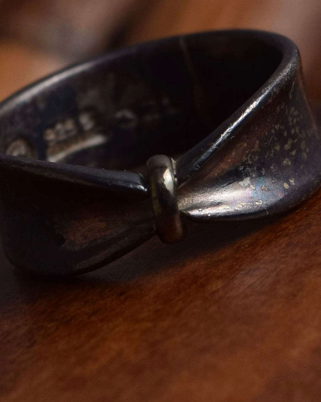 "GEORG JENSEN" Antique-like bowtie design silver ring