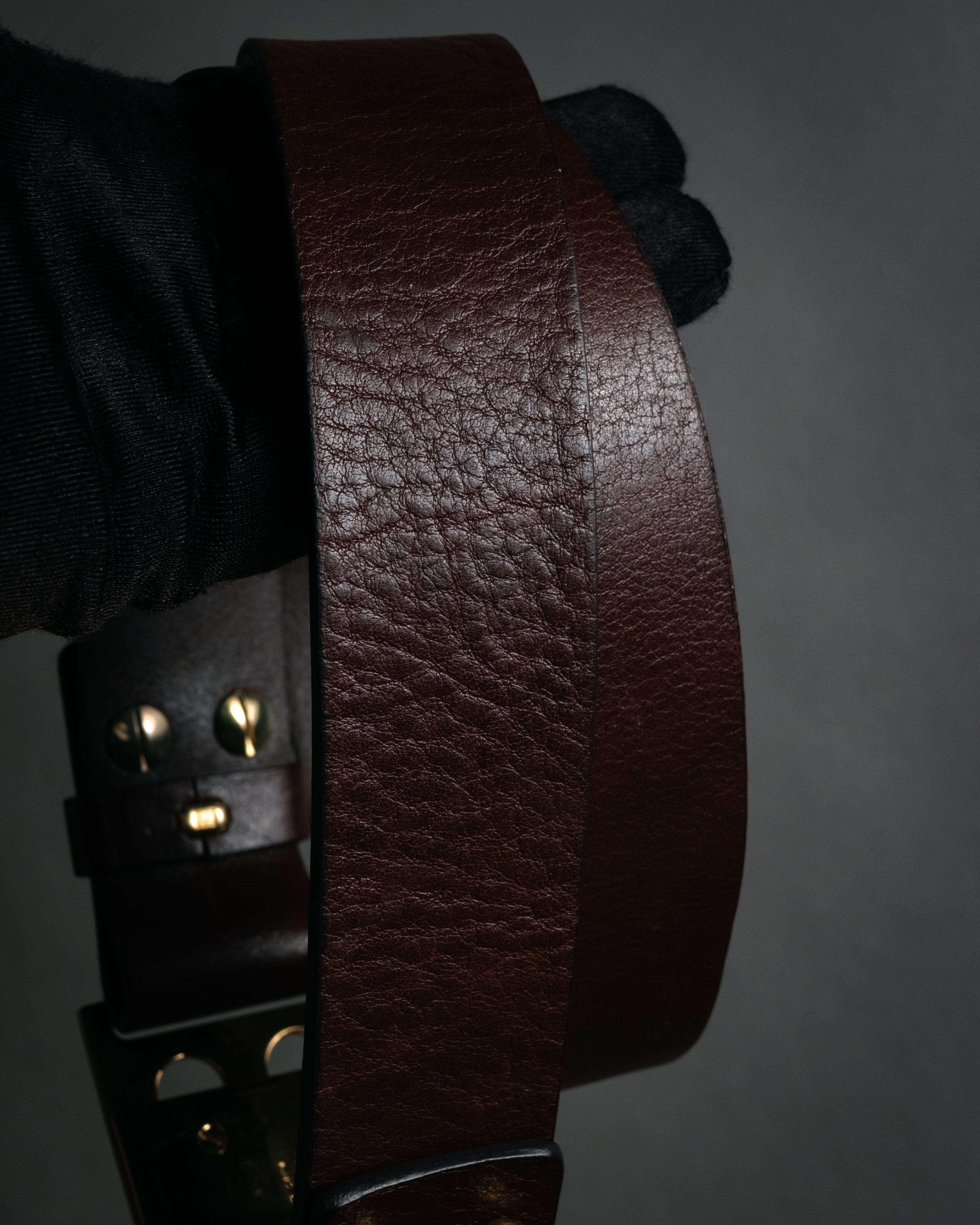 “FENDI” 2000’s FF studded sculptural leather belt