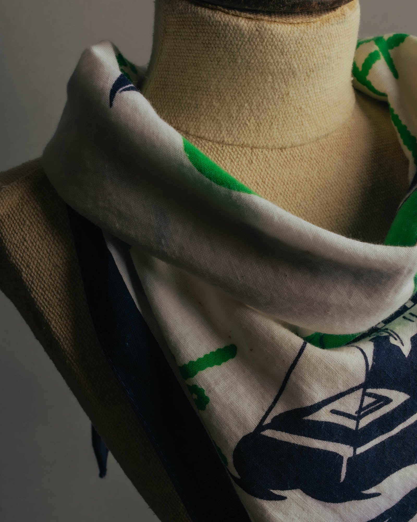"Vintage" Souvenir de bretagne marine scarf