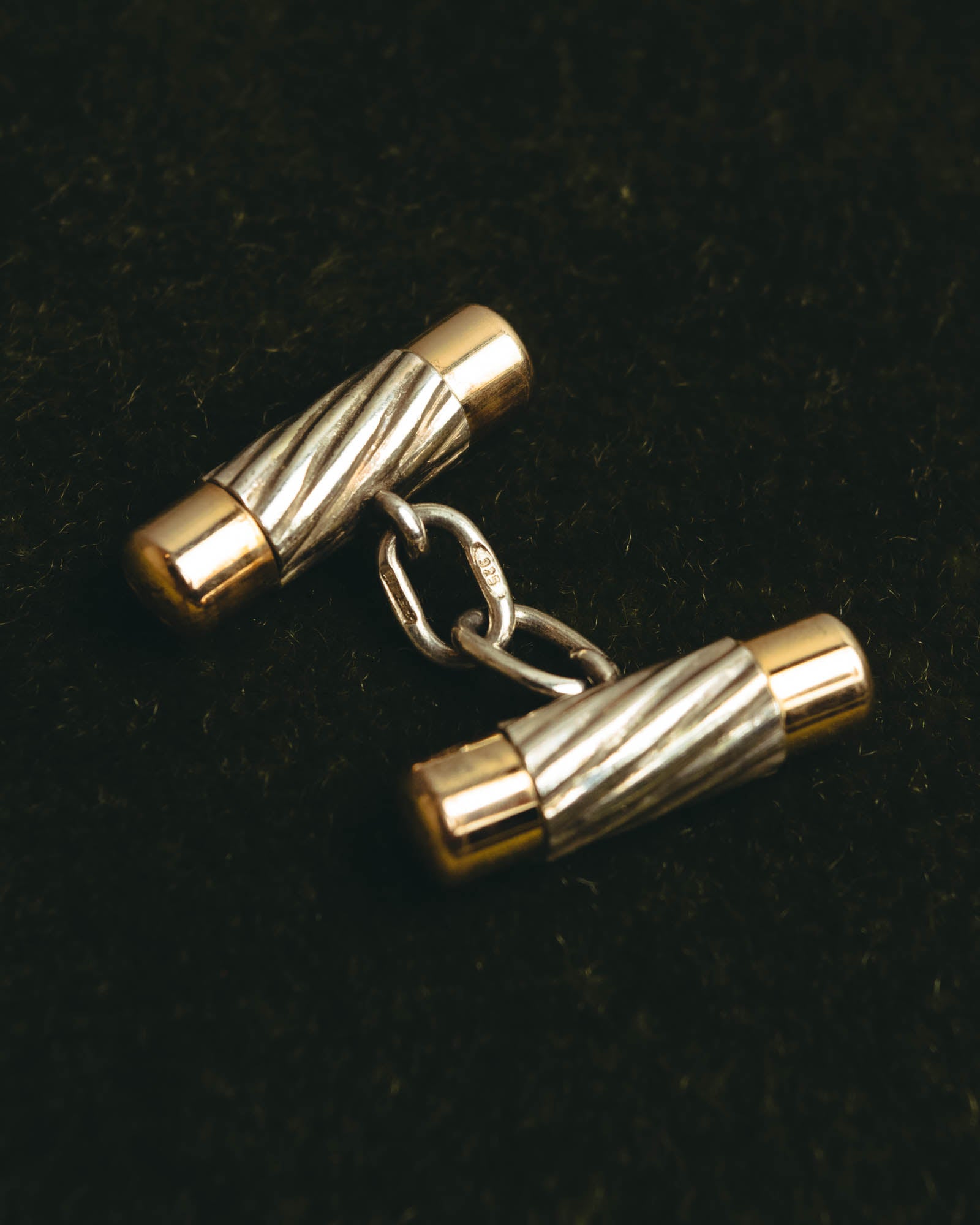 “Tiffany & Co.” 80’s-90’s Twisted bi-color chain cufflinks