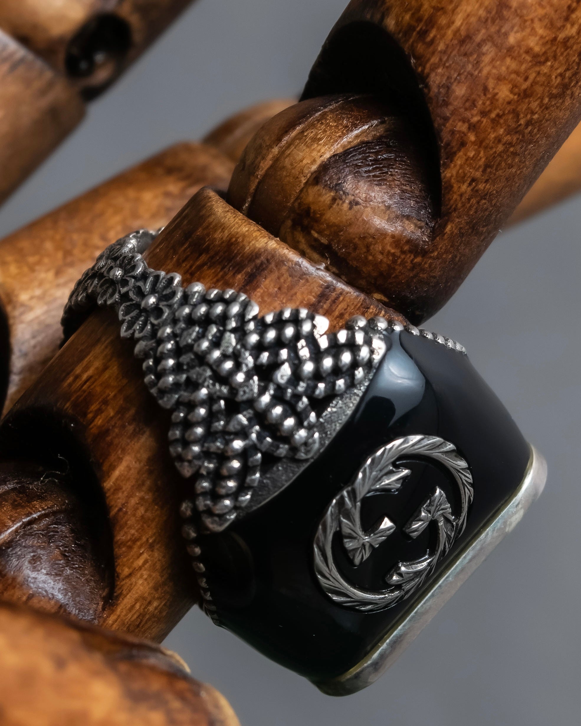 "GUCCI" Crystal rhinestone GG motif engraved signet ring