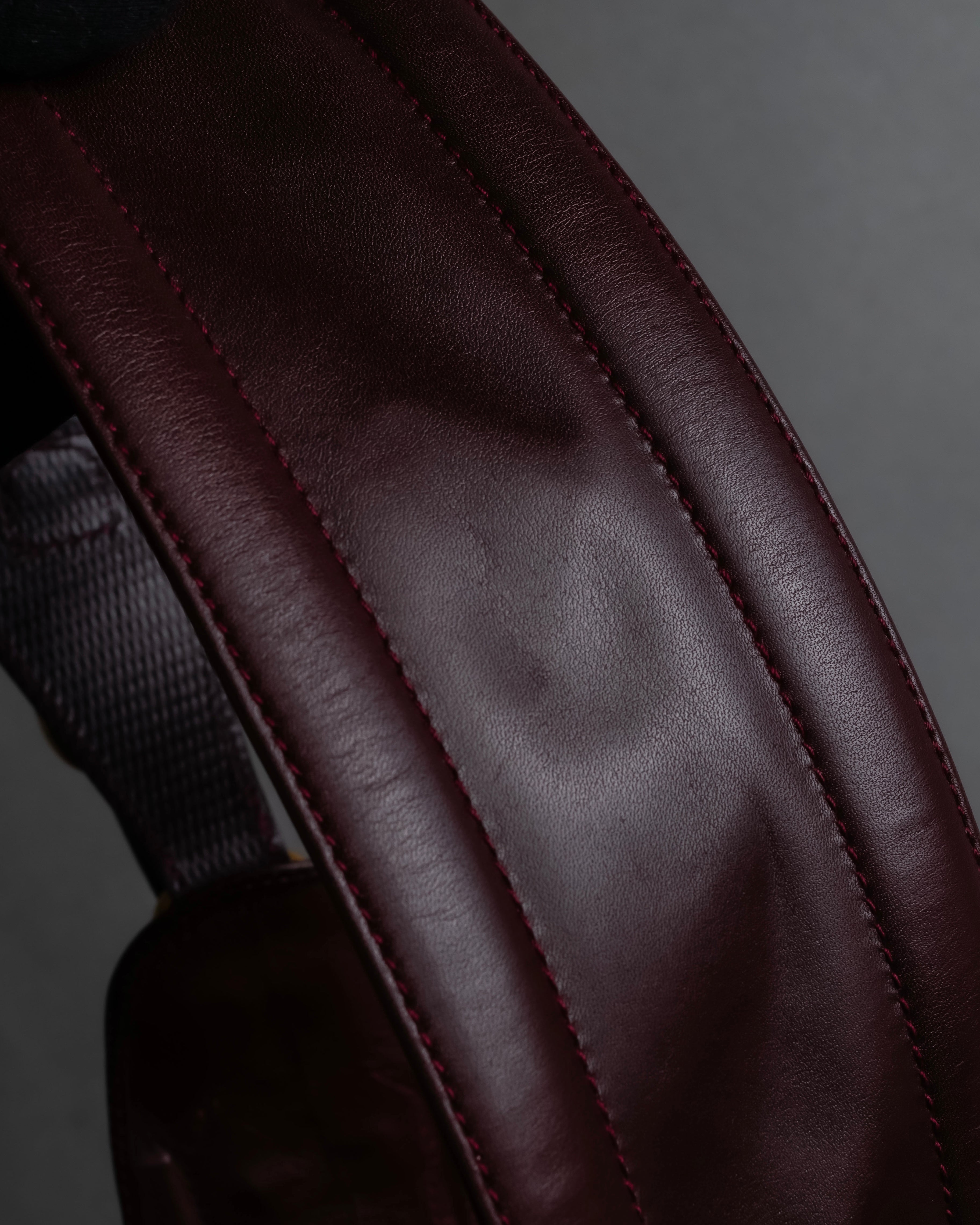 "GUCCI" Equus-derived bordeaux leather belt