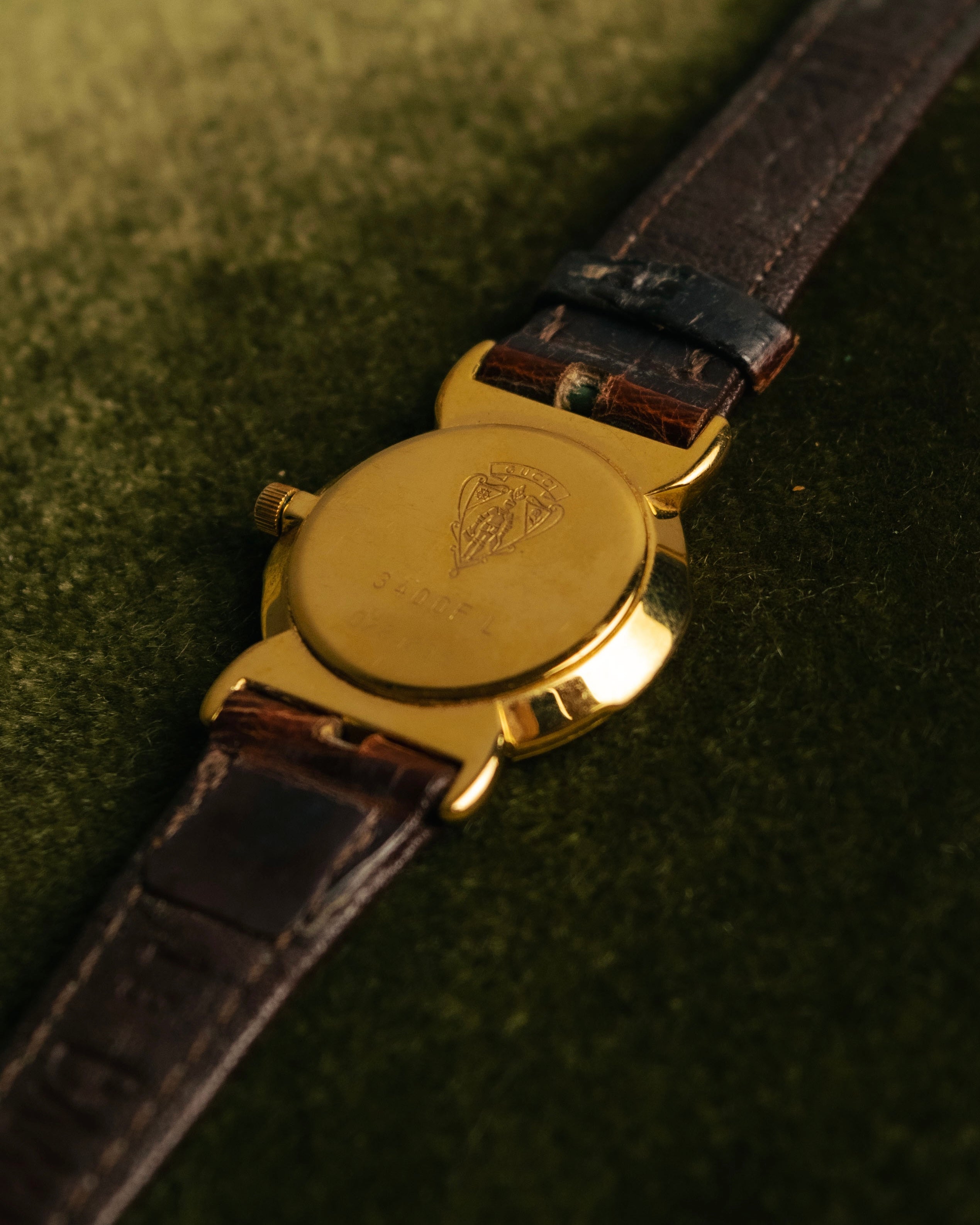 “GUCCI” 80’s-90’s Roman dial vintage watch