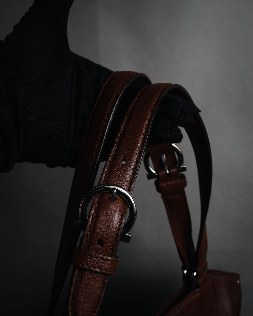 "Salvatore Ferragamo" 90’s-00’s Gancini hardware pebbled leather tote bag