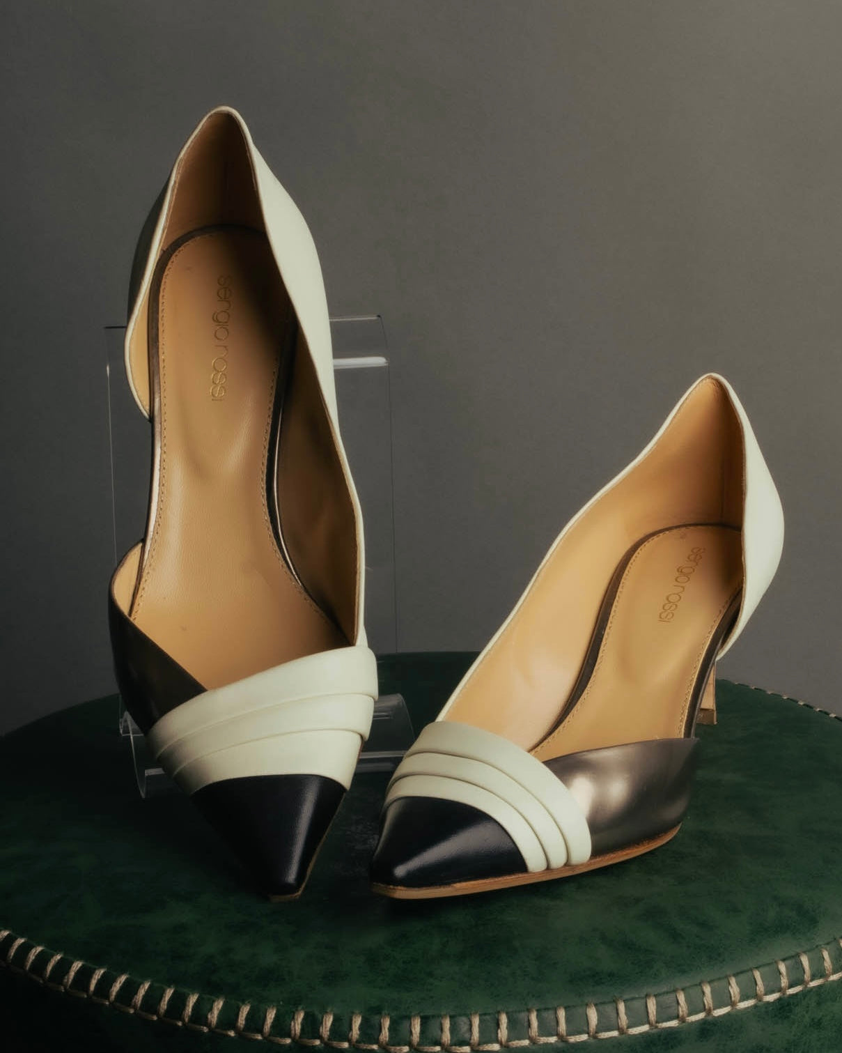 "Sergio Rossi" 90's-10's Elegant colorblock leather pointed-toe pumps