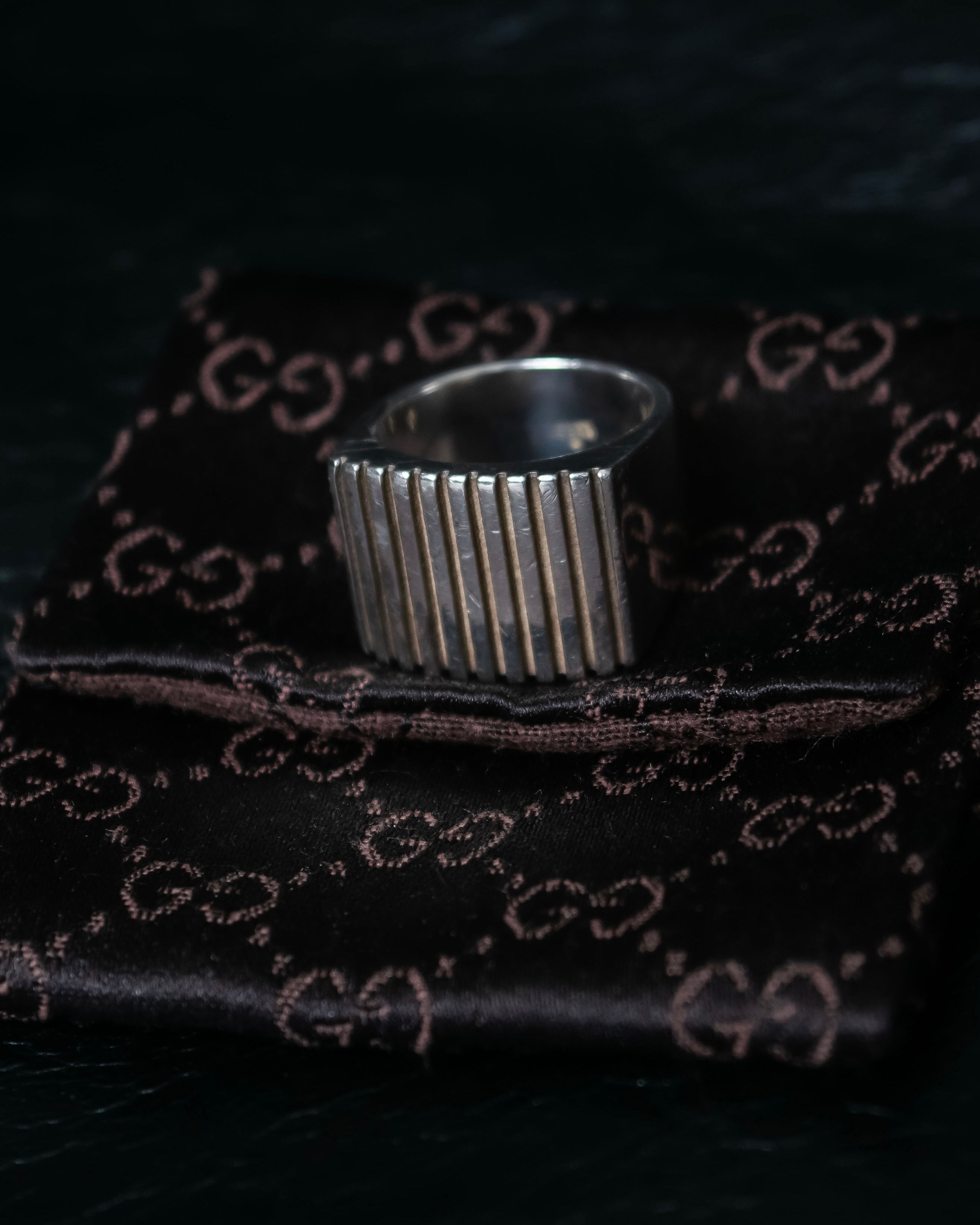 "GUCCI" Striped design sterling silver ring