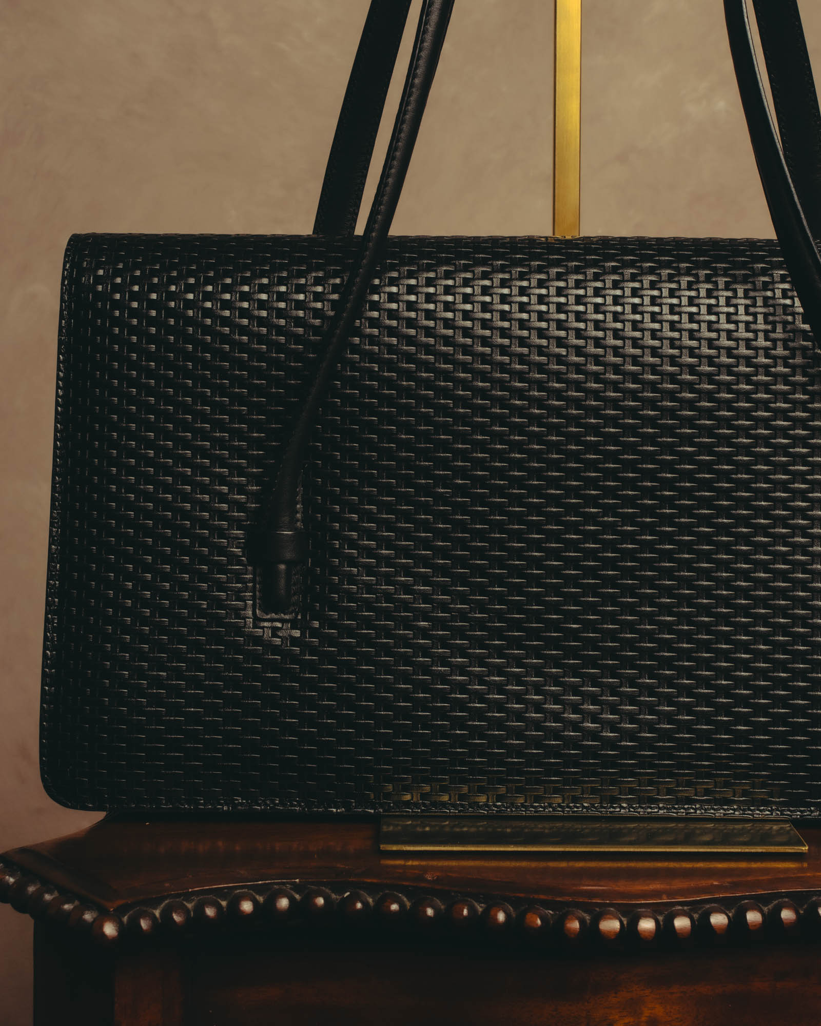 "Salvatore Ferragamo" 90's-00's Woven leather shoulder handbag