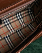 "BURBERRYS" Horizontally shaped brown leather one-handle bag