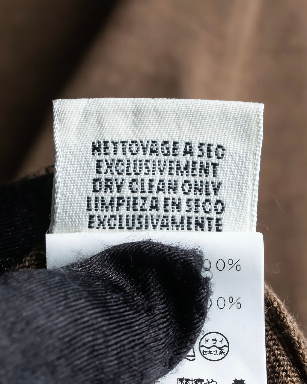 "HERMES" Gaultier period H logo engraved V-neck knit