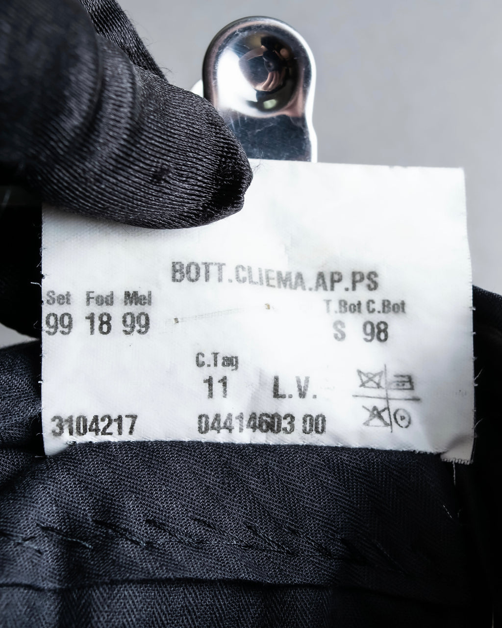 "LOUIS VUITTON" 2 button relaxed tailored jacket & no tuck tapered slacks set up