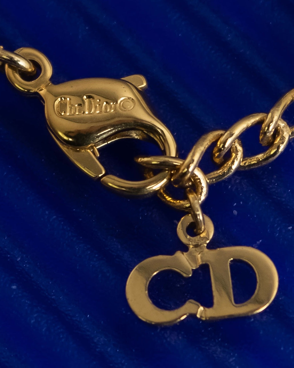 "Christian Dior" Heart motif zirconia gold pendant