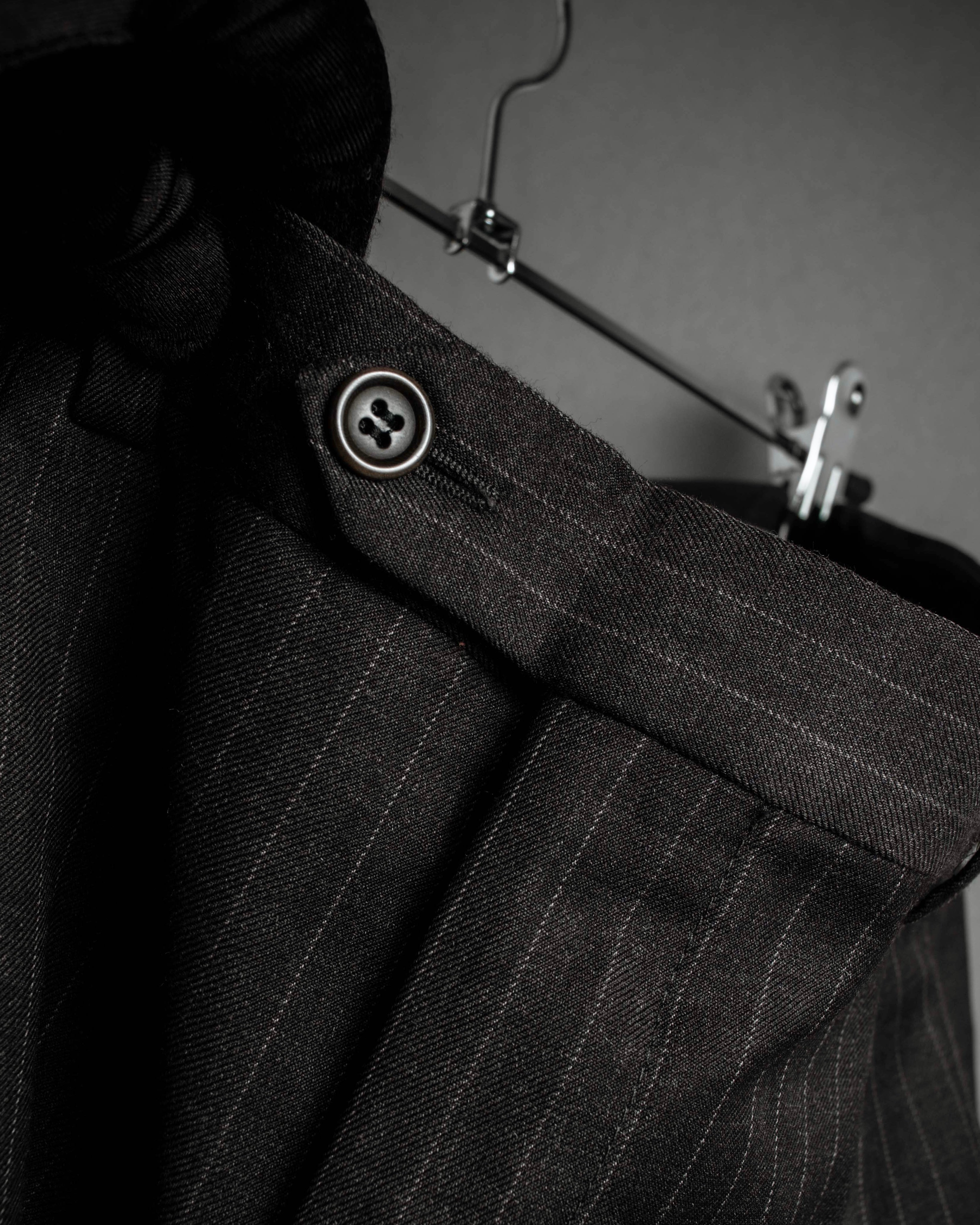 "ARMANI COLLEZIONI" Classic Italian tailoring stripe pattern set up