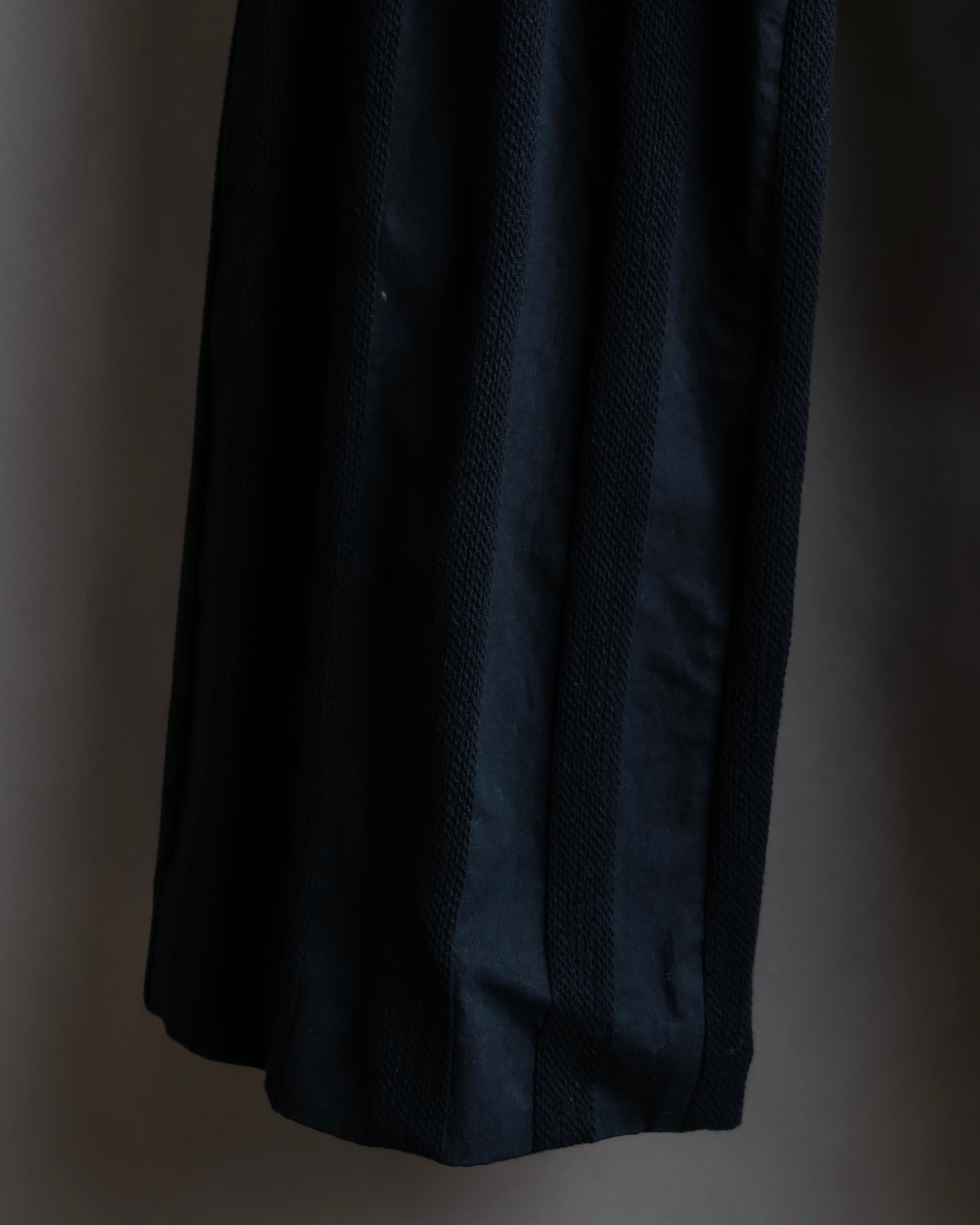 "ISSEY MIYAKE FETE" Fabric change stripe pattern wide slacks