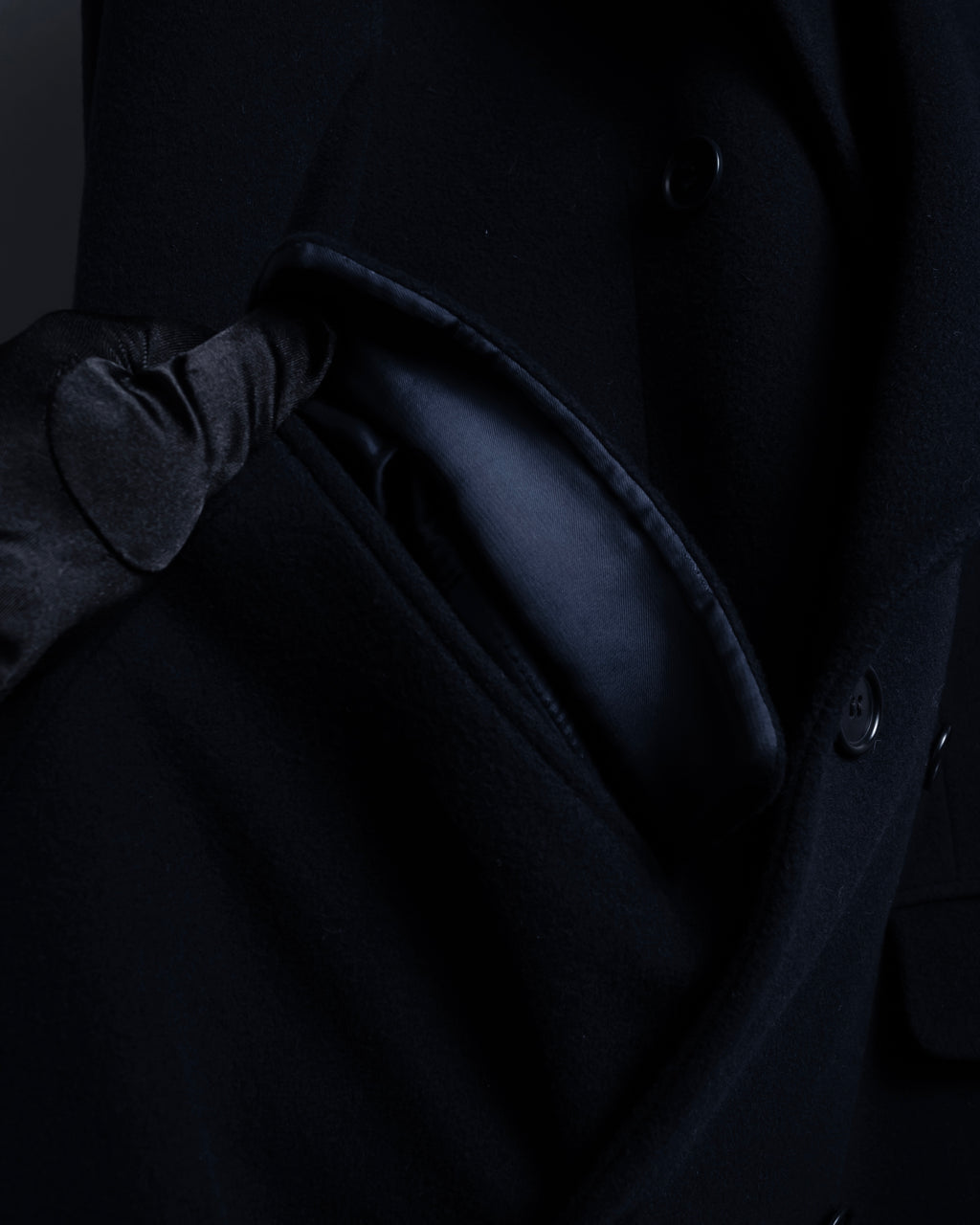 "STUDIO 0001 BY FERRE" Structured silhouette super long chester coat