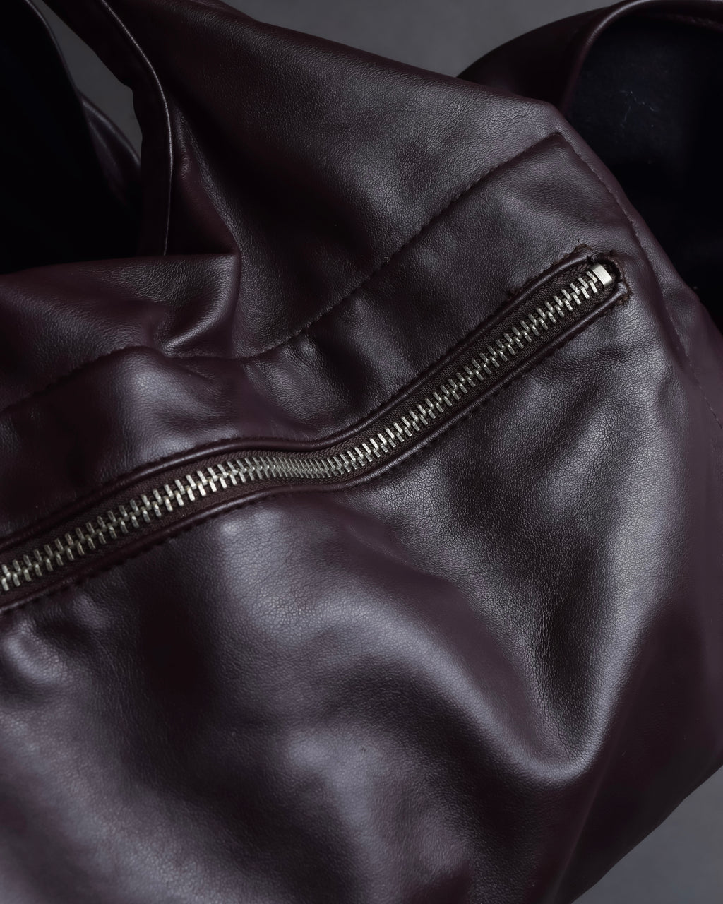 "COMME des GARCONS COMME des GARCONS" Knot drape design leather bag