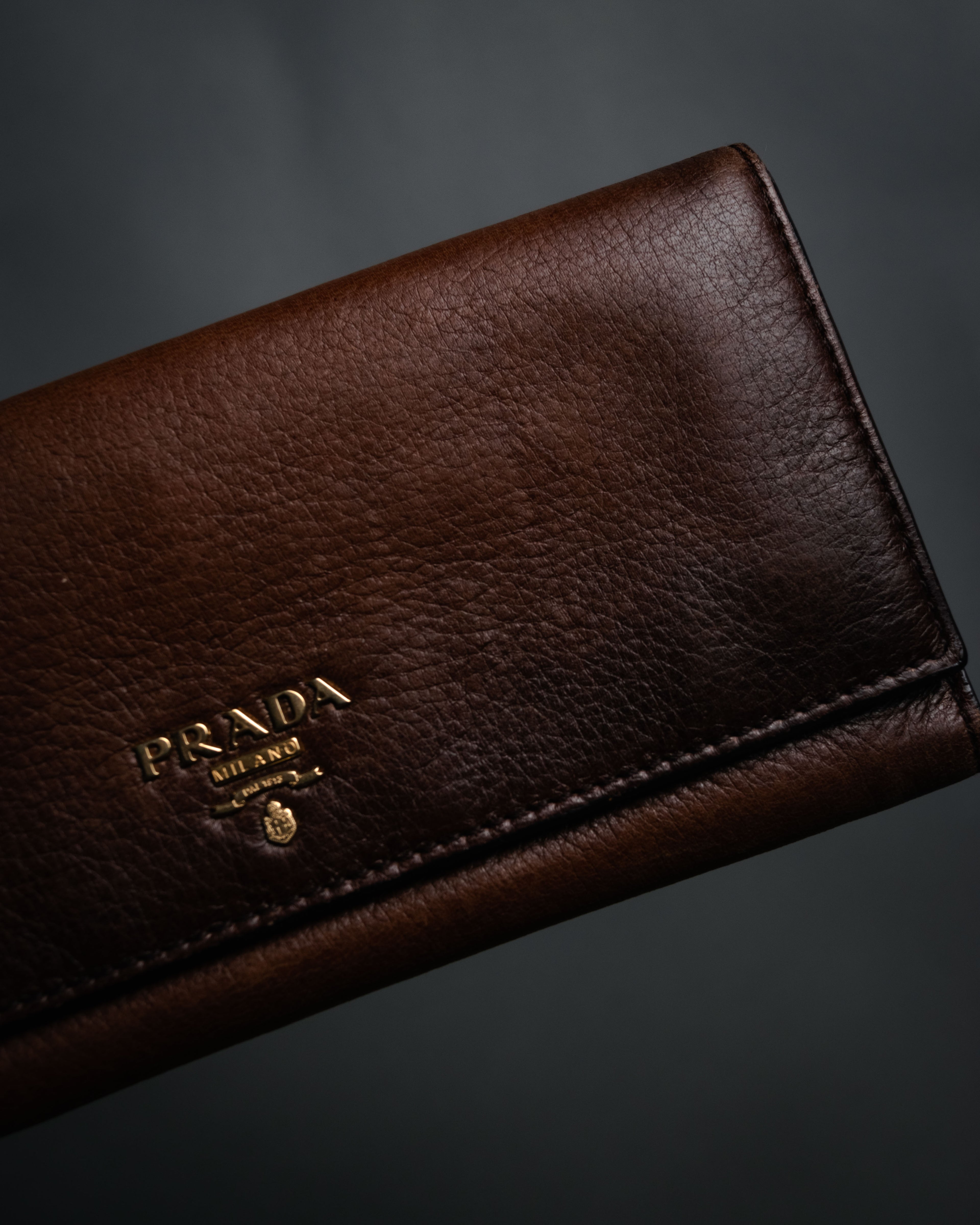 “PRADA” 2005-2006 Cervo antic continental wallet