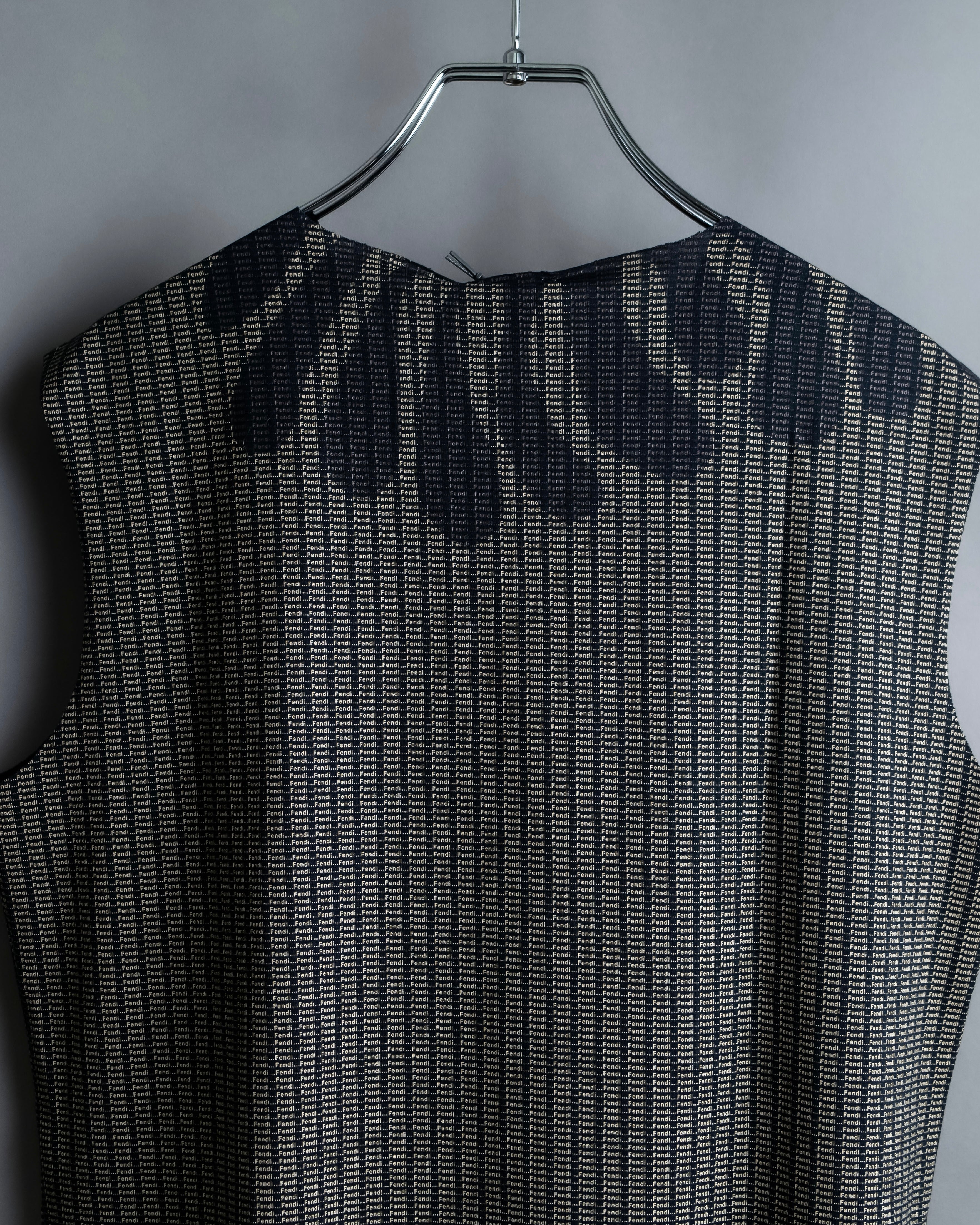 "FENDI" Logo print V-neck sleeveless top