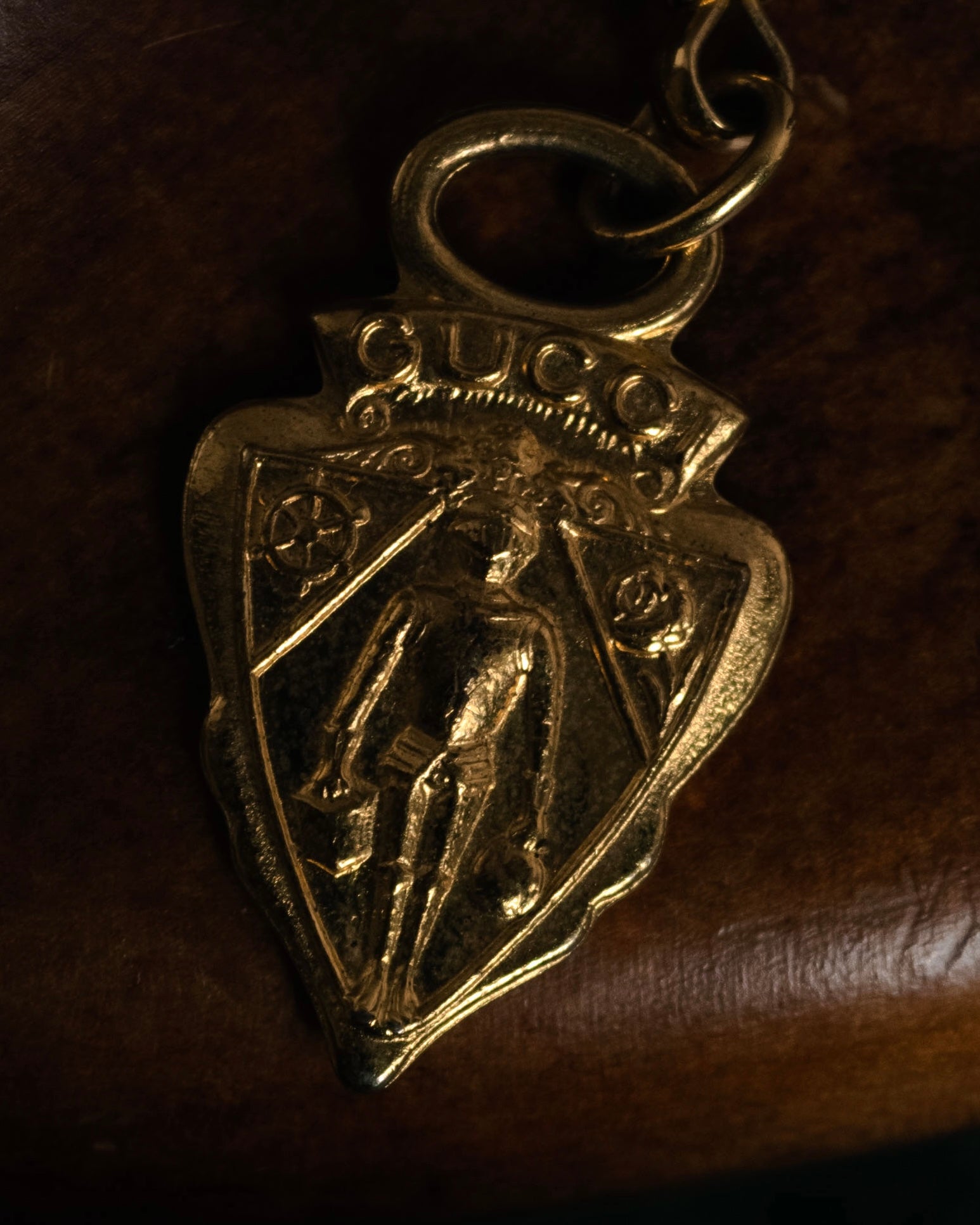 GUCCI” 70's-80's Crest shield charm with spring clasp – MOOD