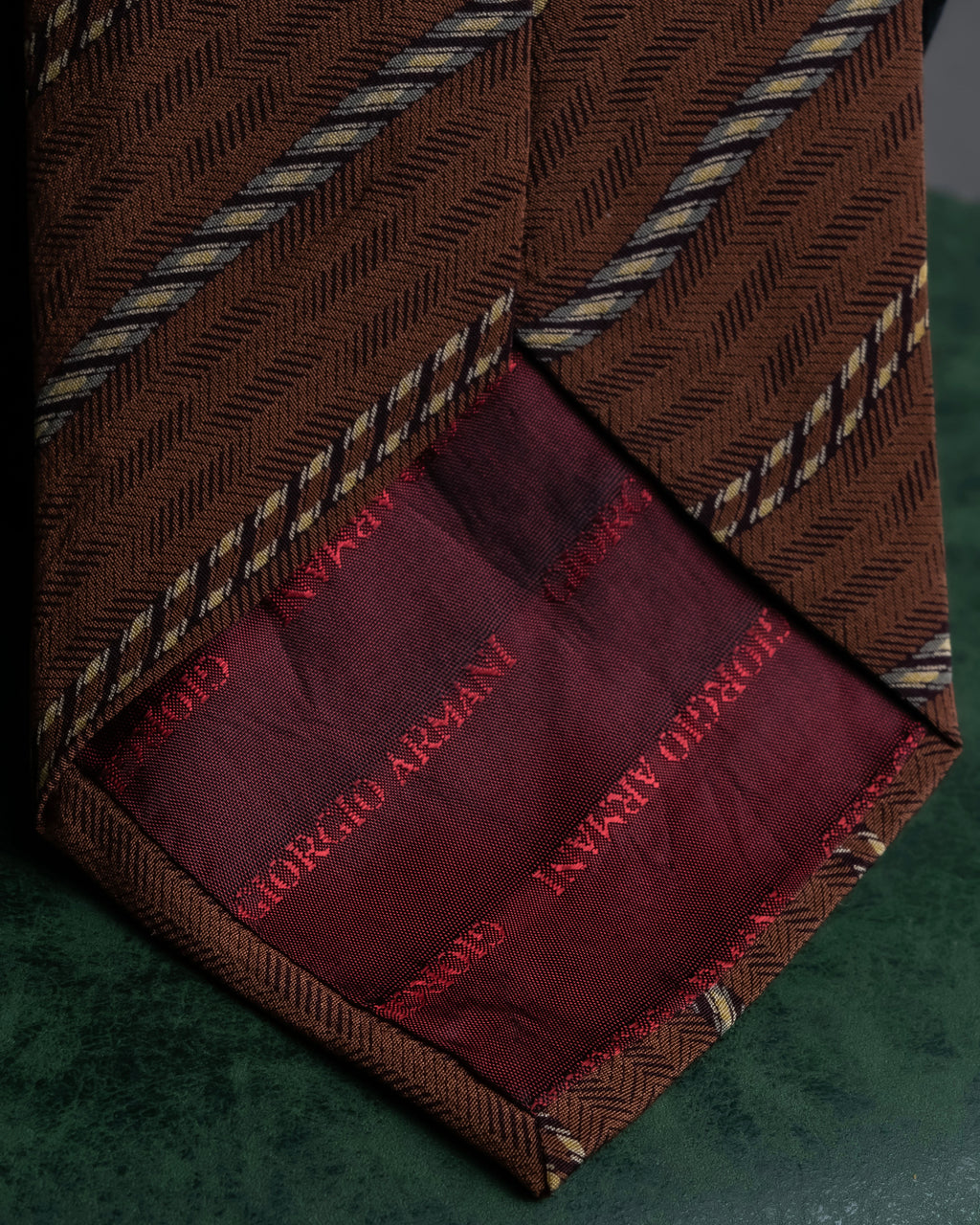 "GIORGIO ARMANI" Double line stripe pattern silk necktie