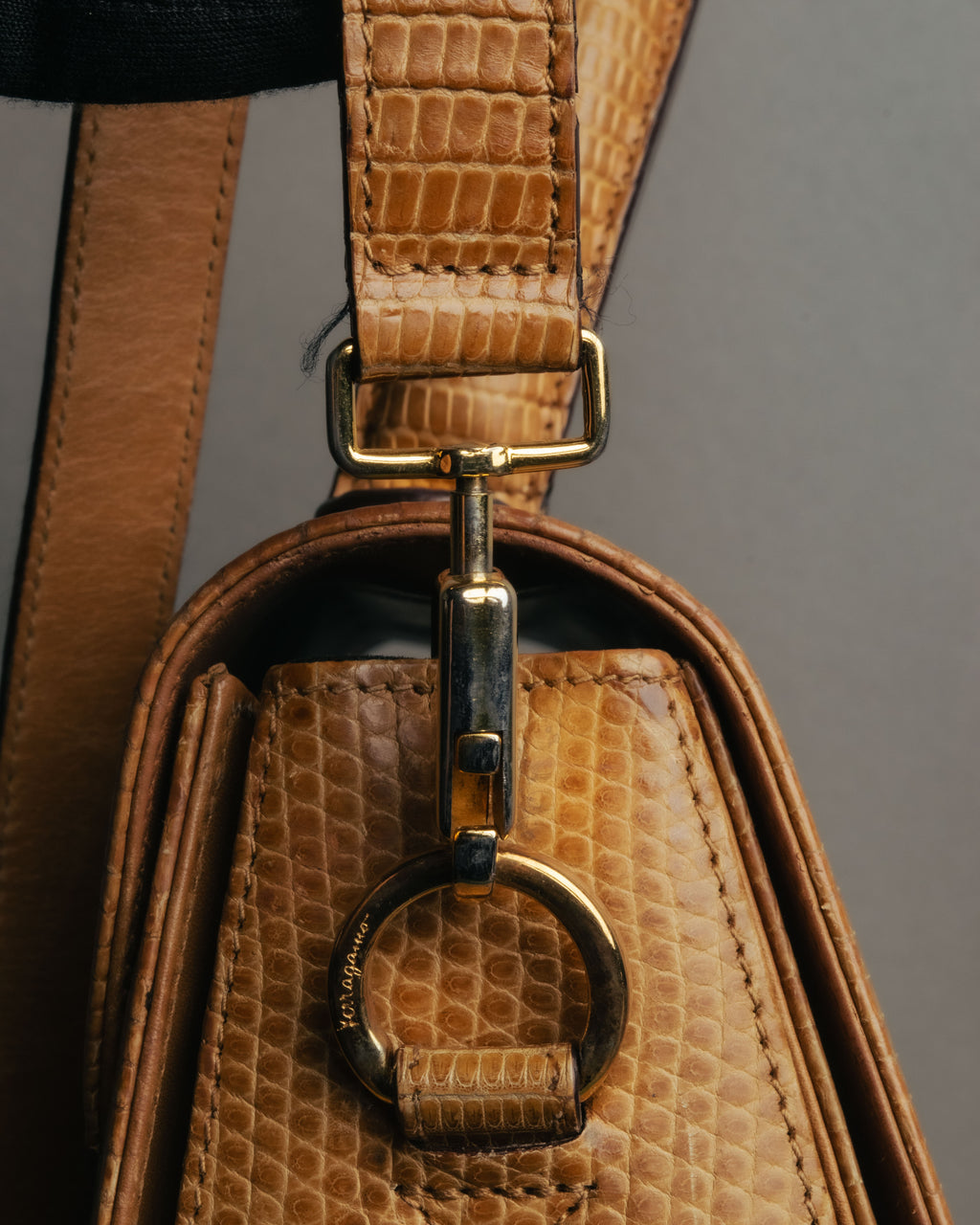 -SPECIAL- “Salvatore Ferragamo” 90’s lizard leather gancini 2way flap bag