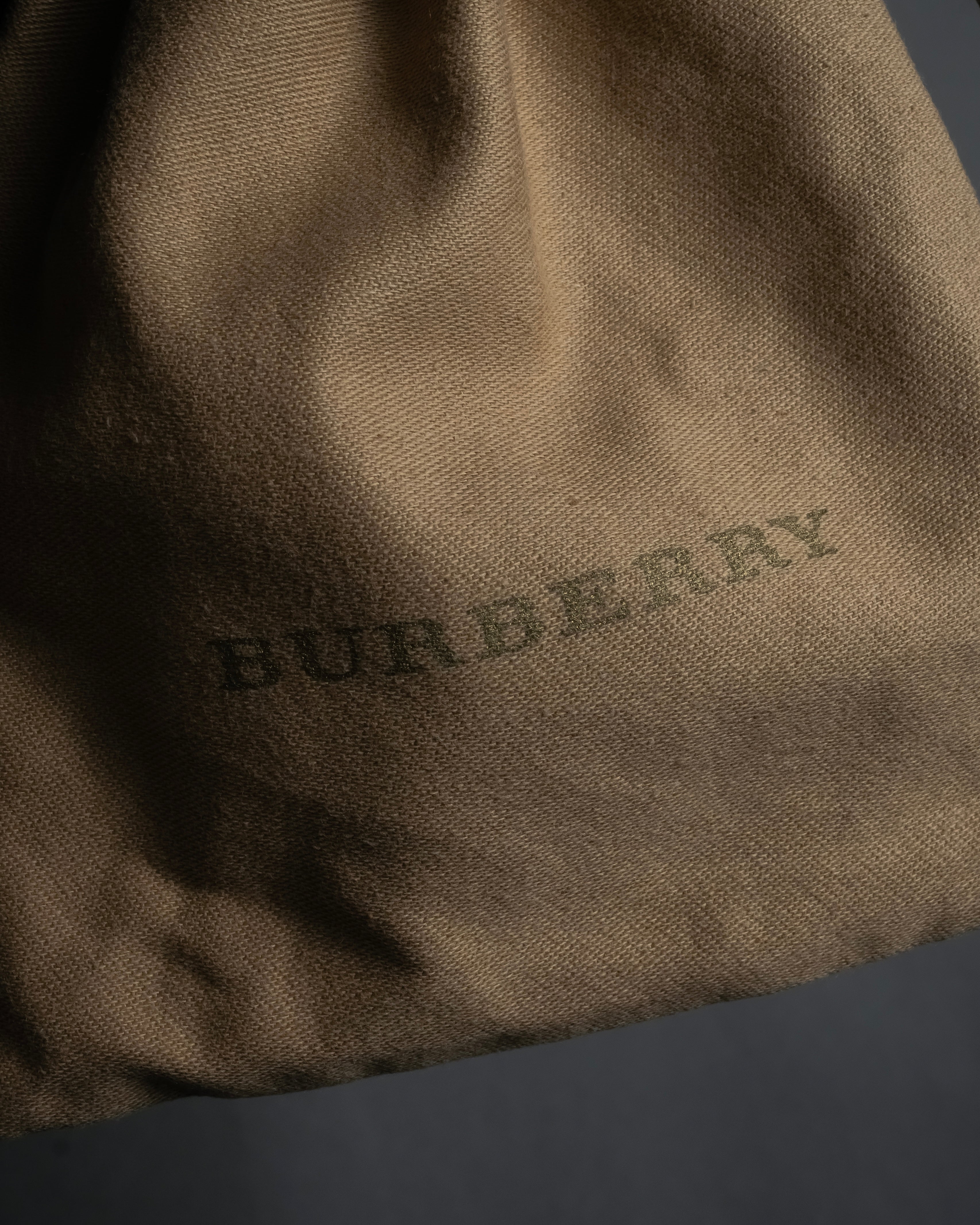 "BURBERRY" Gold circle metal design waist mark leather belt