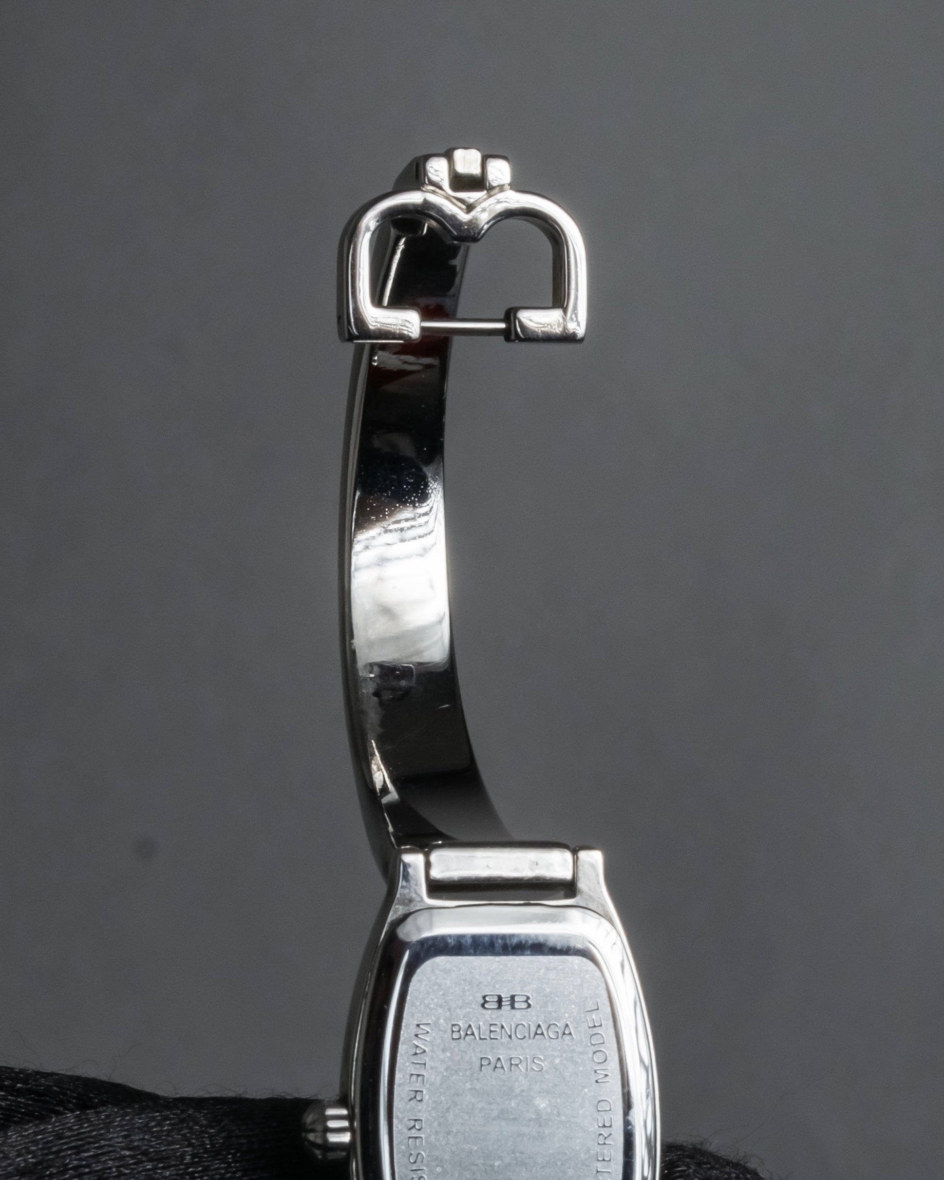 "BALENCIAGA" 2000’s bb logo tonneau bracelet watch
