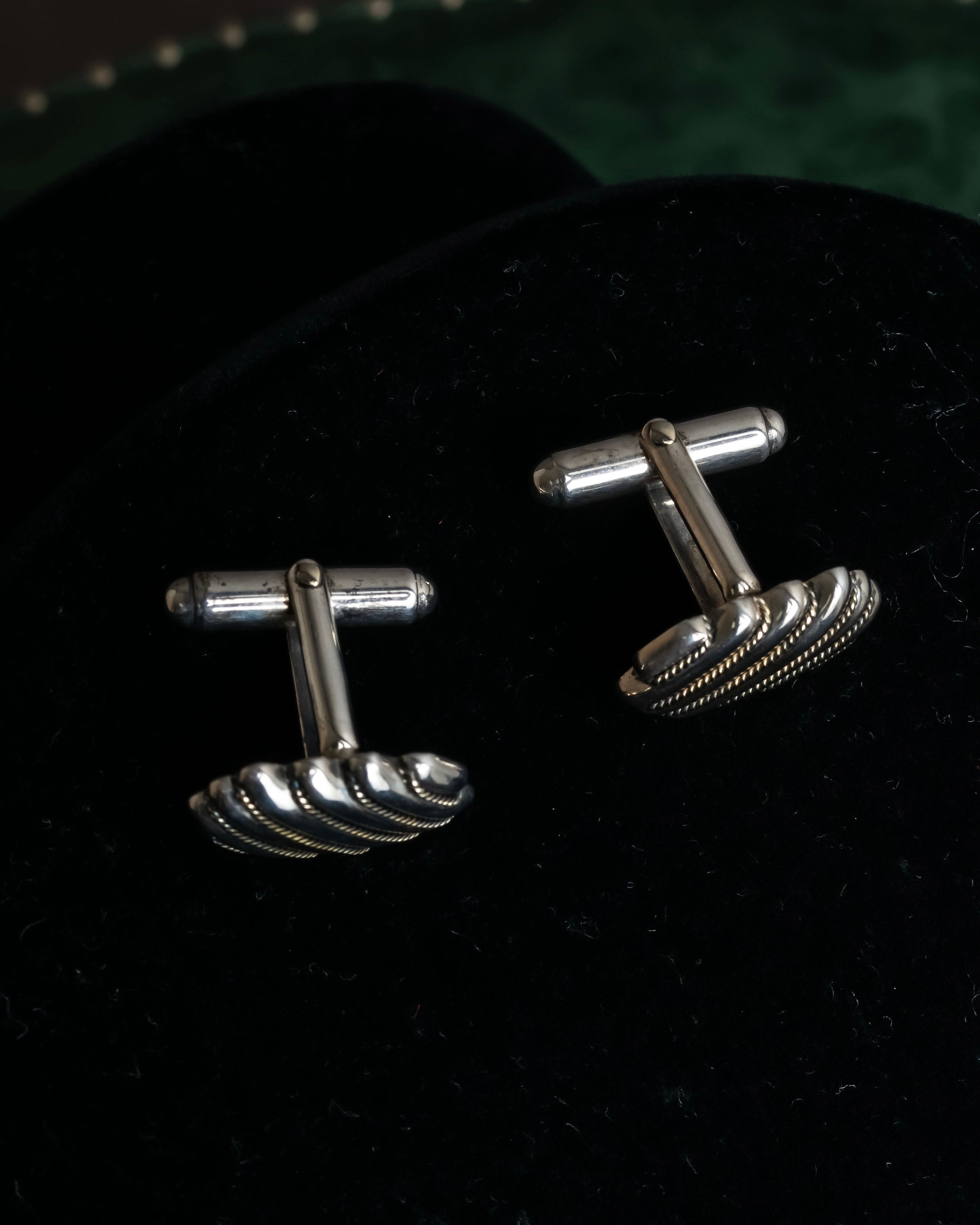 "Tiffany&Co" Rope-shaped milgrain design silver cufflinks ＆tie clip