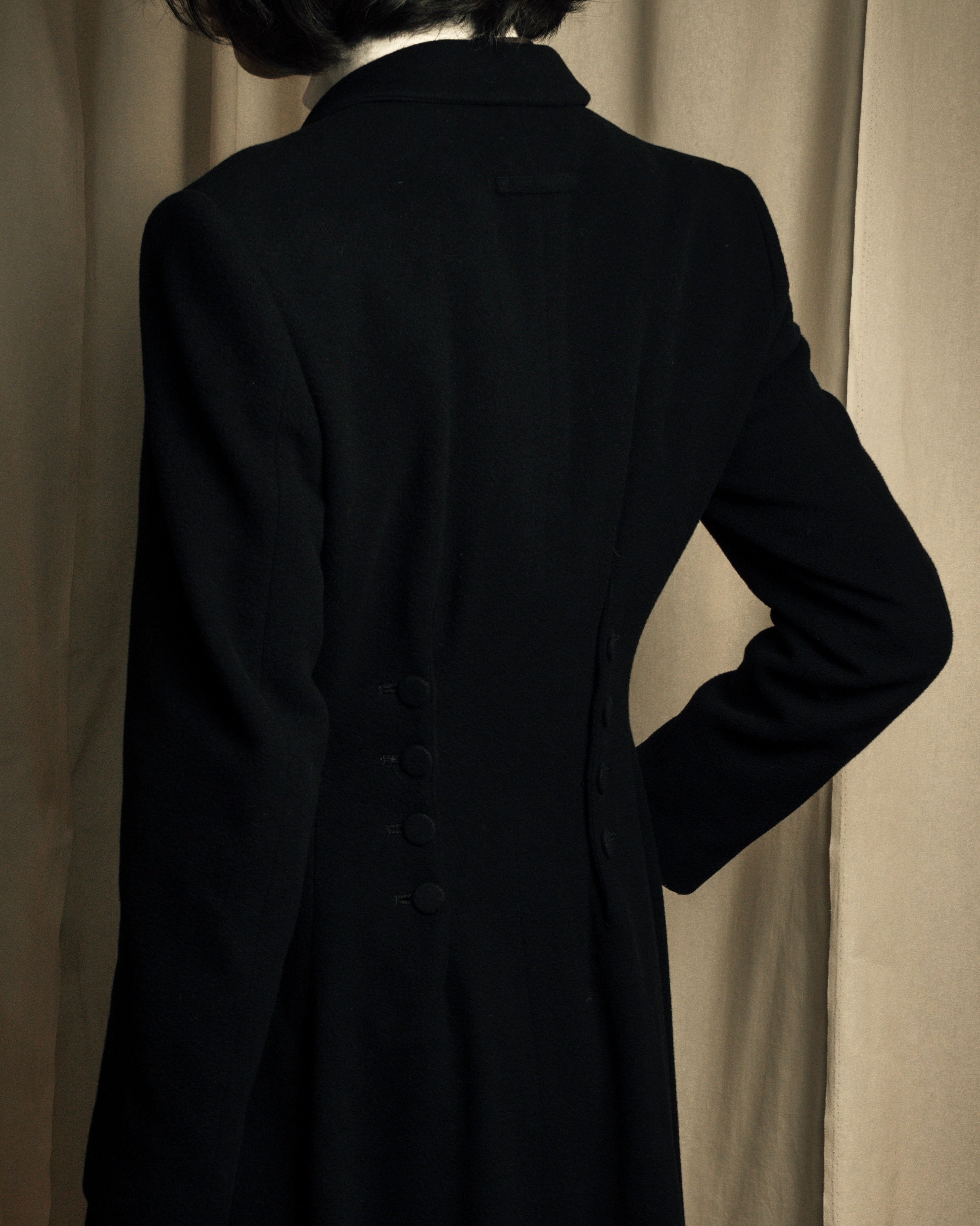 -SPECIAL- "JEAN PAUL GAULTIER"
 90's-00's Waist shape A-line silhouette black color super long coat