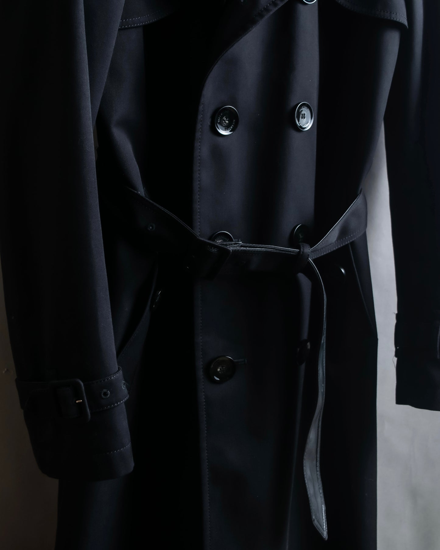 "VALENTINO" Belt docking design leather switching trench coat