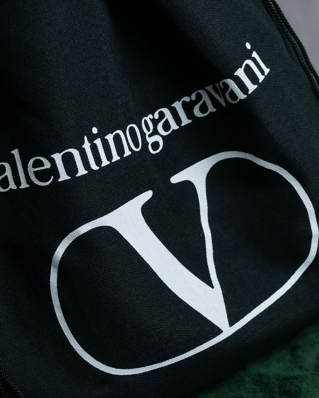 "Valentino Garavani" Logo turn lock parts design leather hand bag