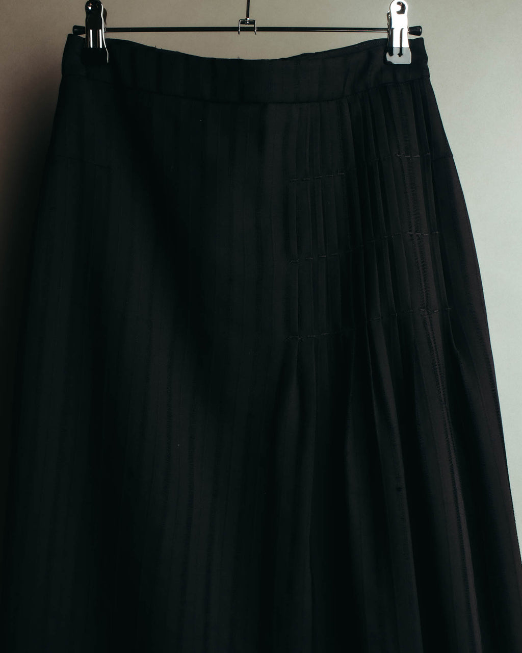 "VERONIQUE BRANQUINHO" 90's-00's Sculptural pleated wool skirt