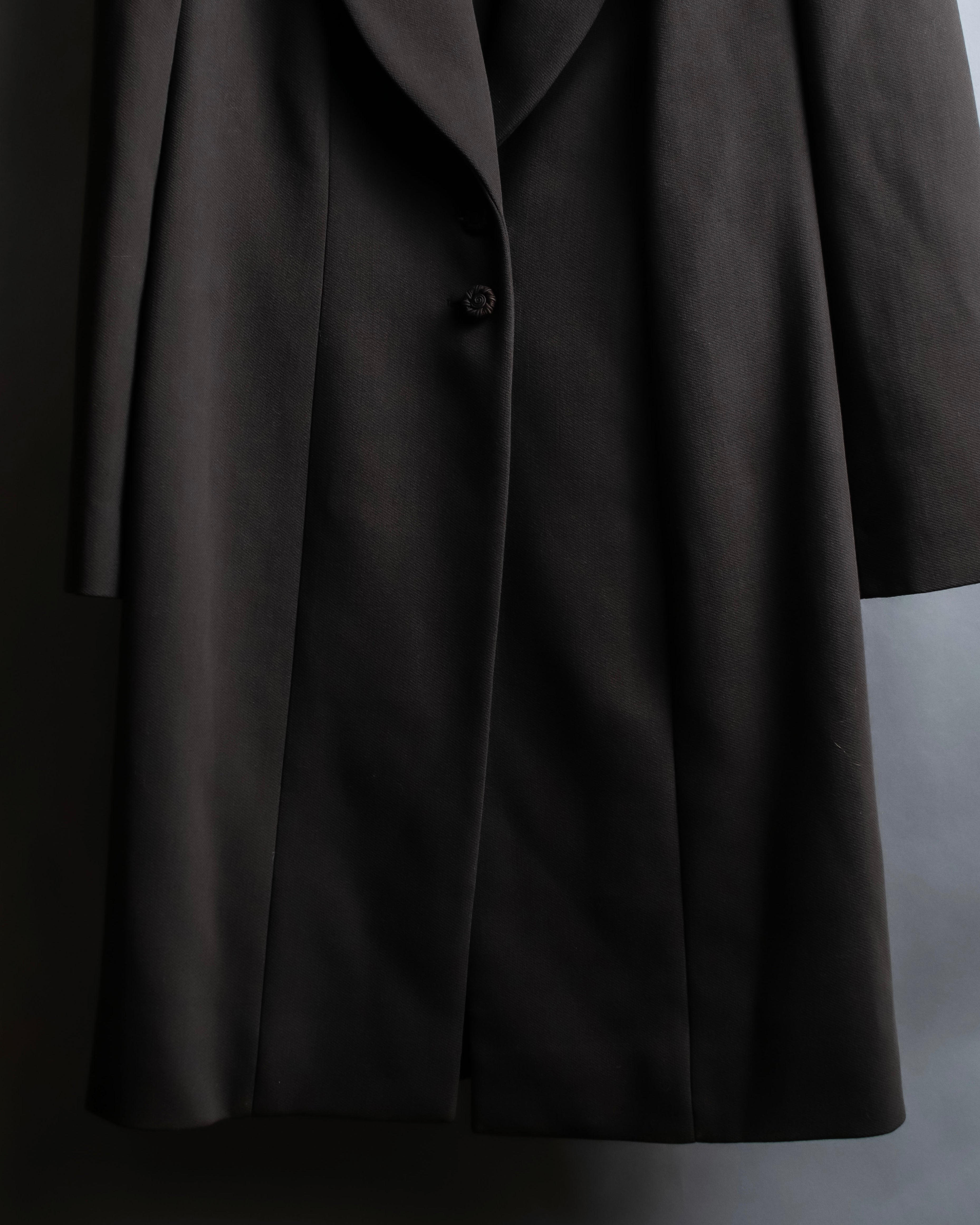 "Christian Dior Boutique Paris" Beautiful waist-shape shawl collar long coat