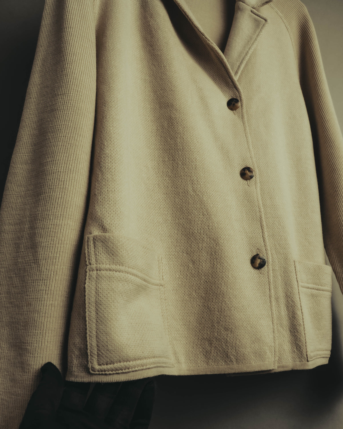 “Salvatore Ferragamo” 90’s-00’s Virgin wool raglan-sleeve cardigan jacket