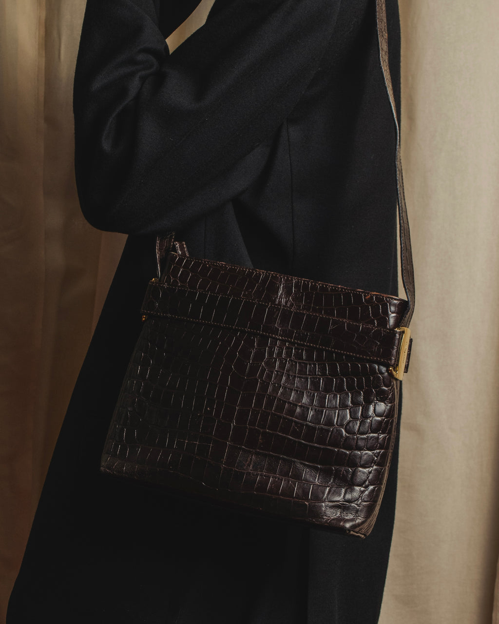 Bolso de hombro tipo vara con estampado de cocodrilo de los años 90 de Salvatore Ferragamo